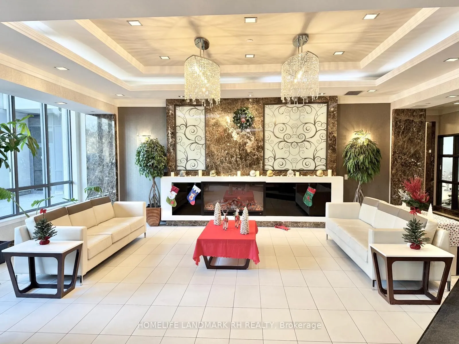 370 Highway 7 E, #825