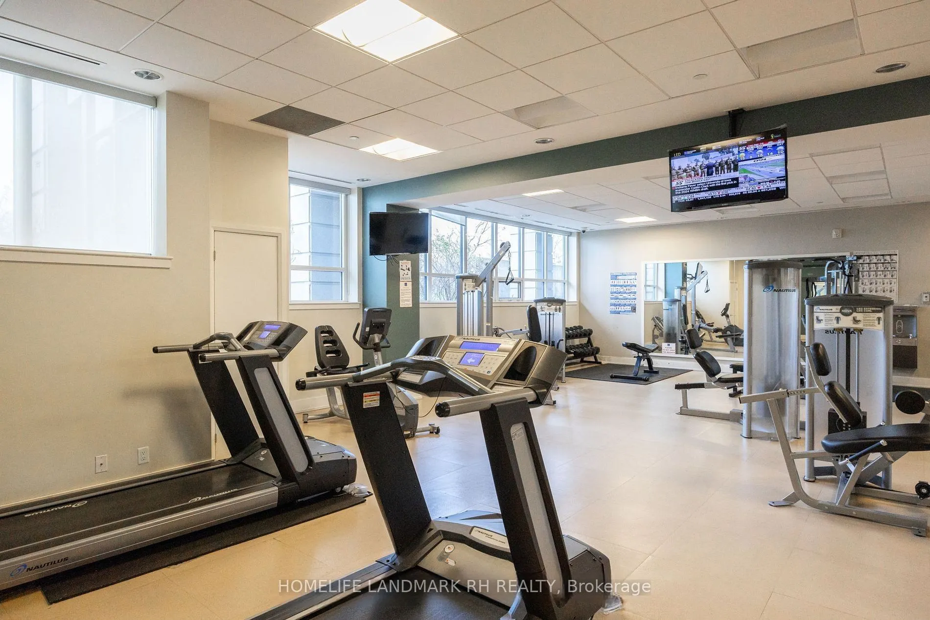 370 Highway 7 E, #825