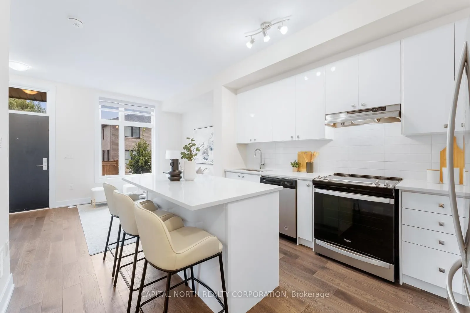 9570 Islington Avenue, #L118