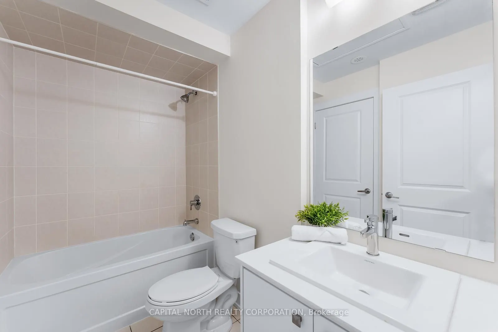 9570 Islington Avenue, #L118