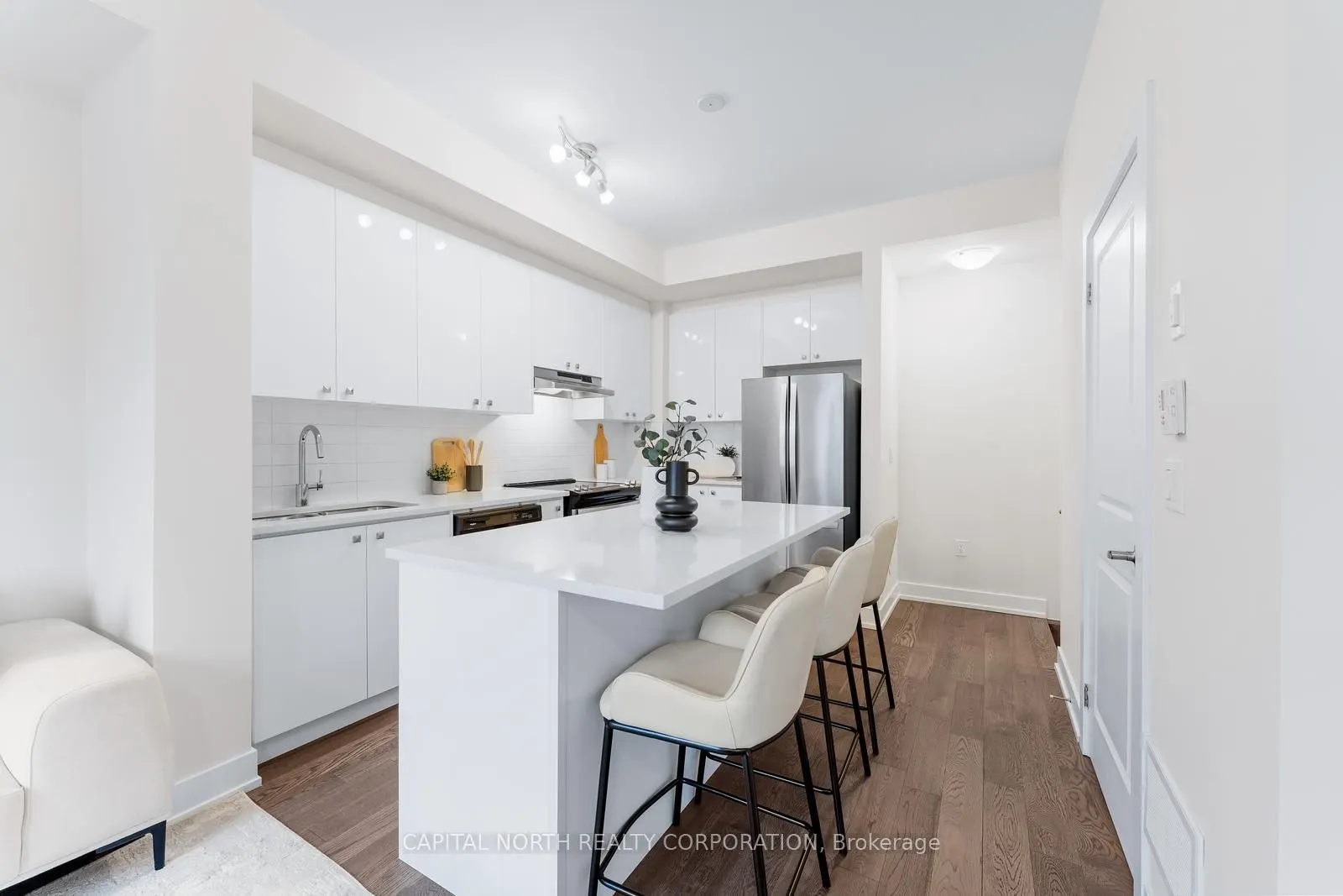 9570 Islington Avenue, #L118