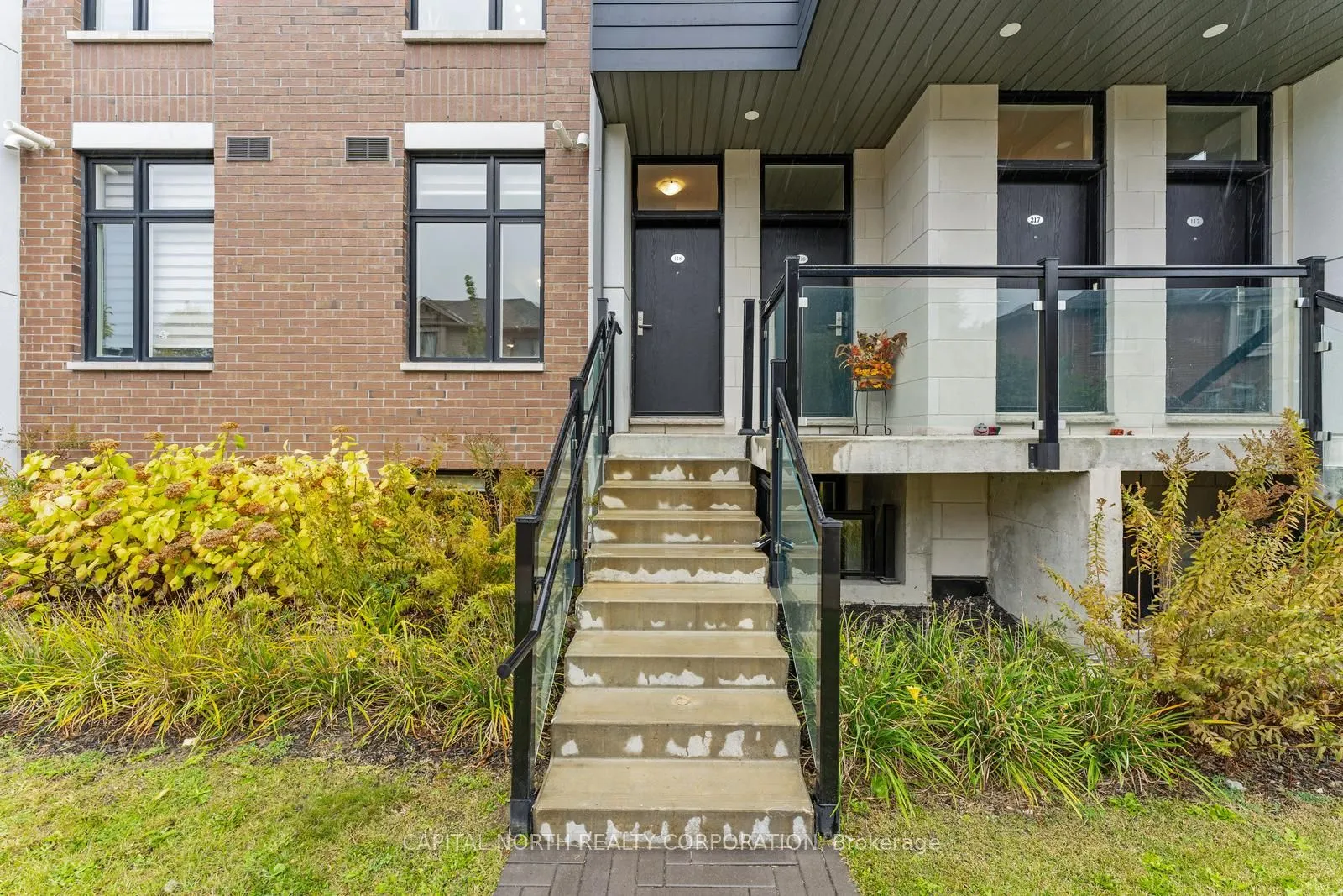9570 Islington Avenue, #L118