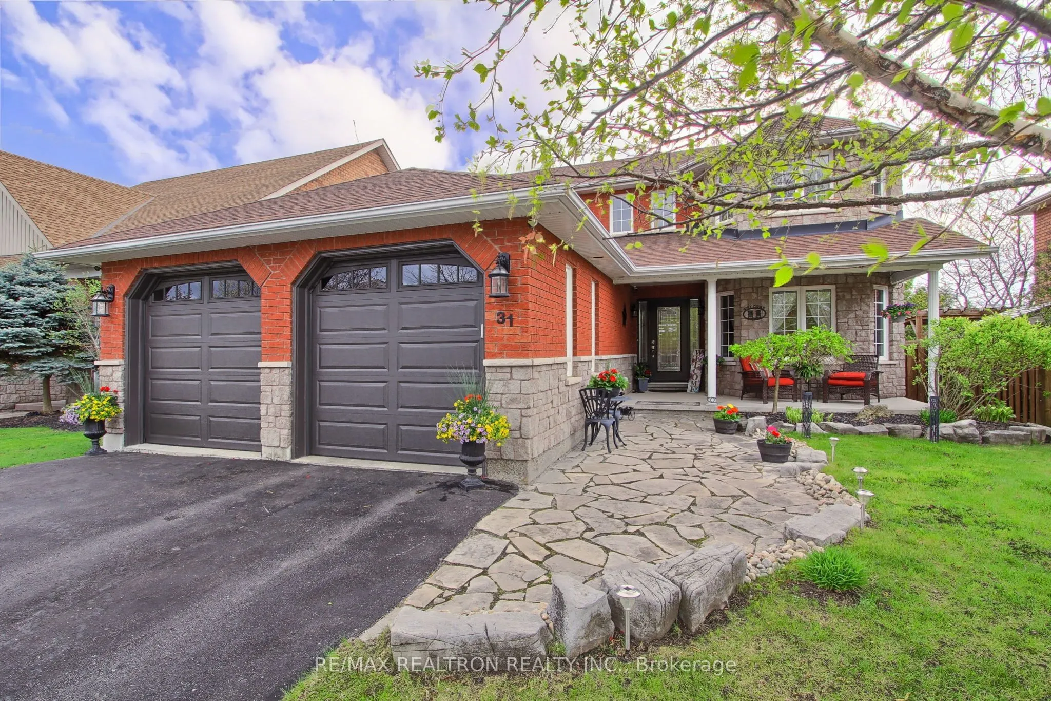 31 Kerfoot Crescent