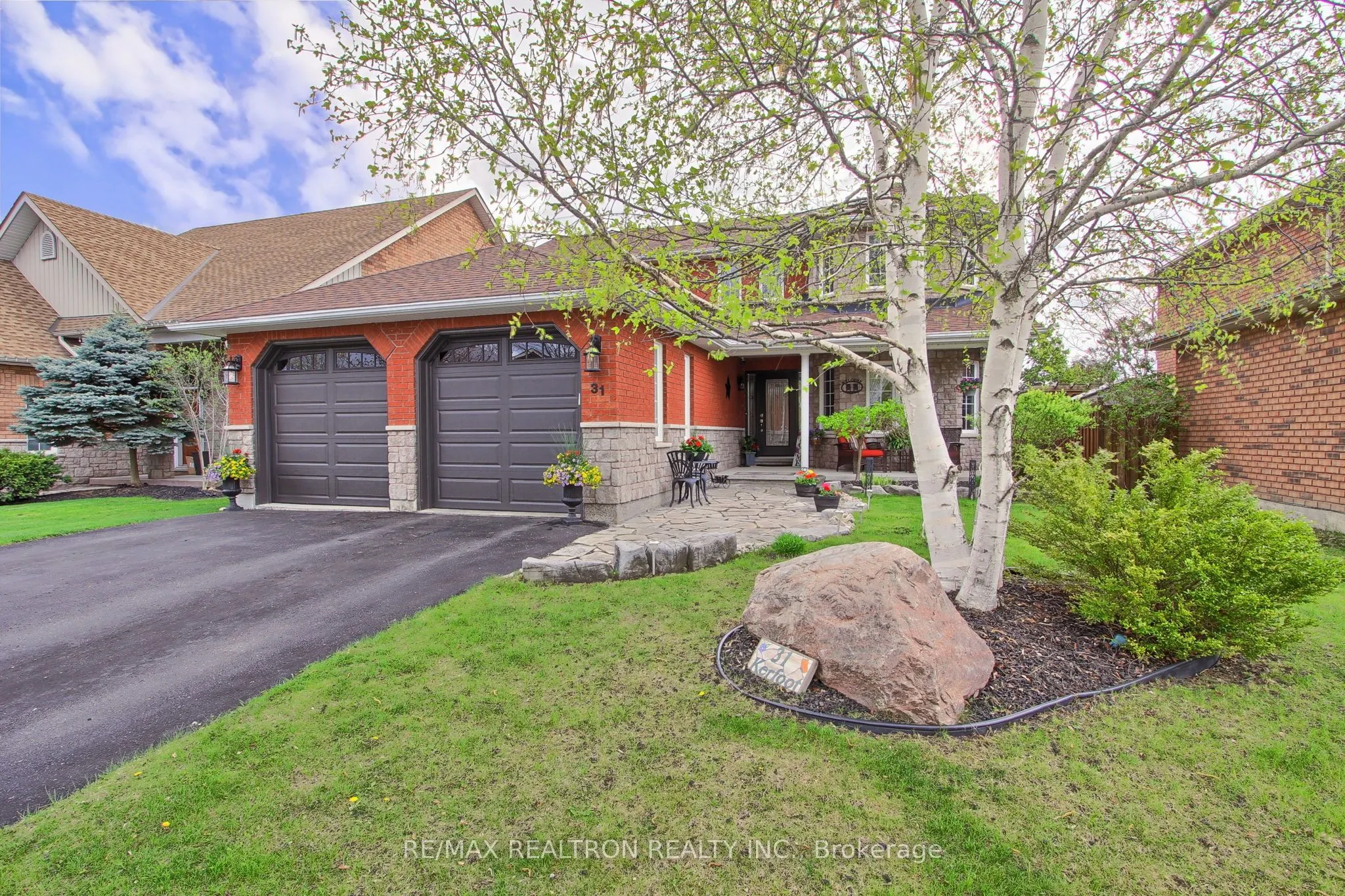 31 Kerfoot Crescent