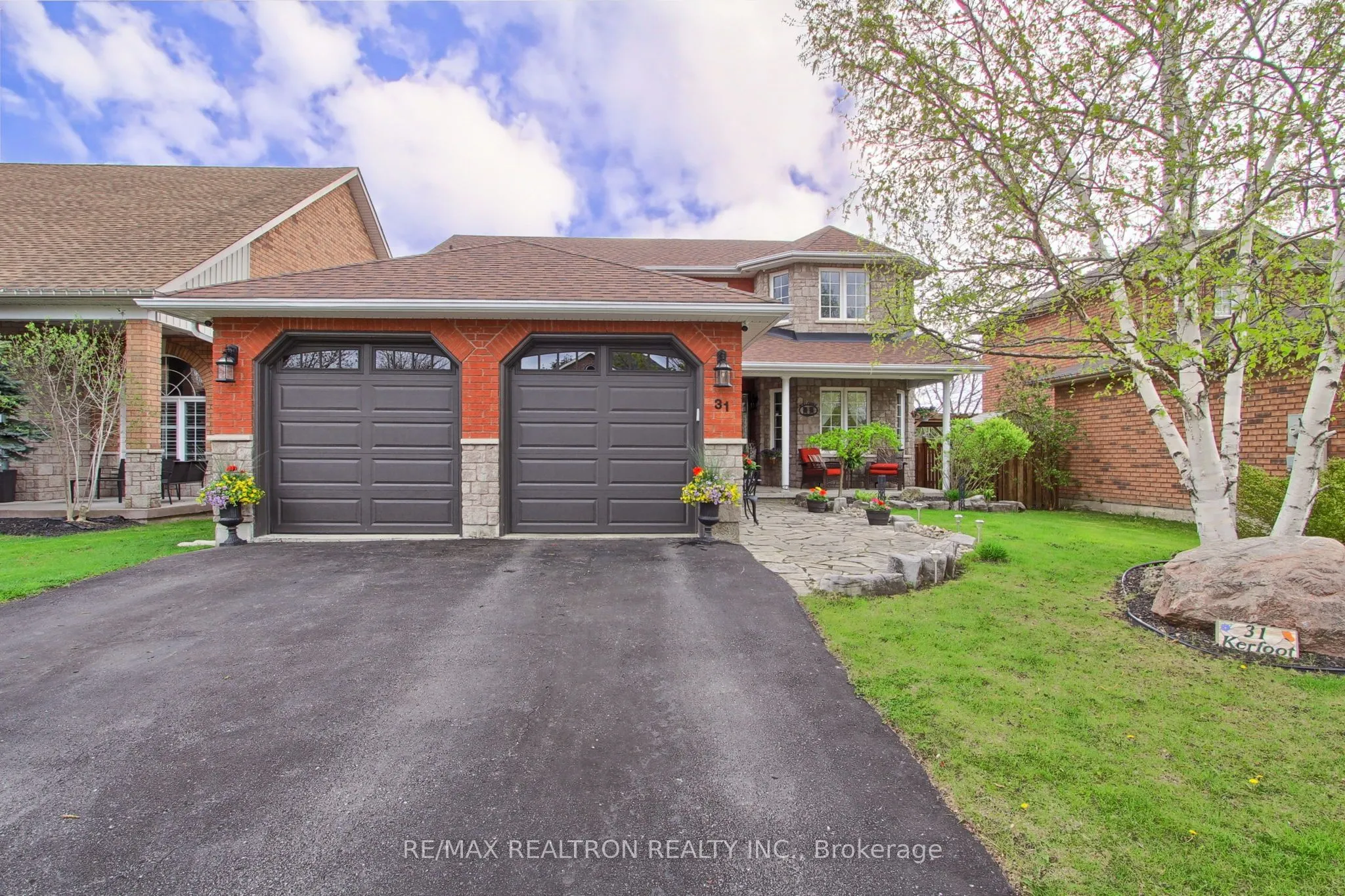 31 Kerfoot Crescent