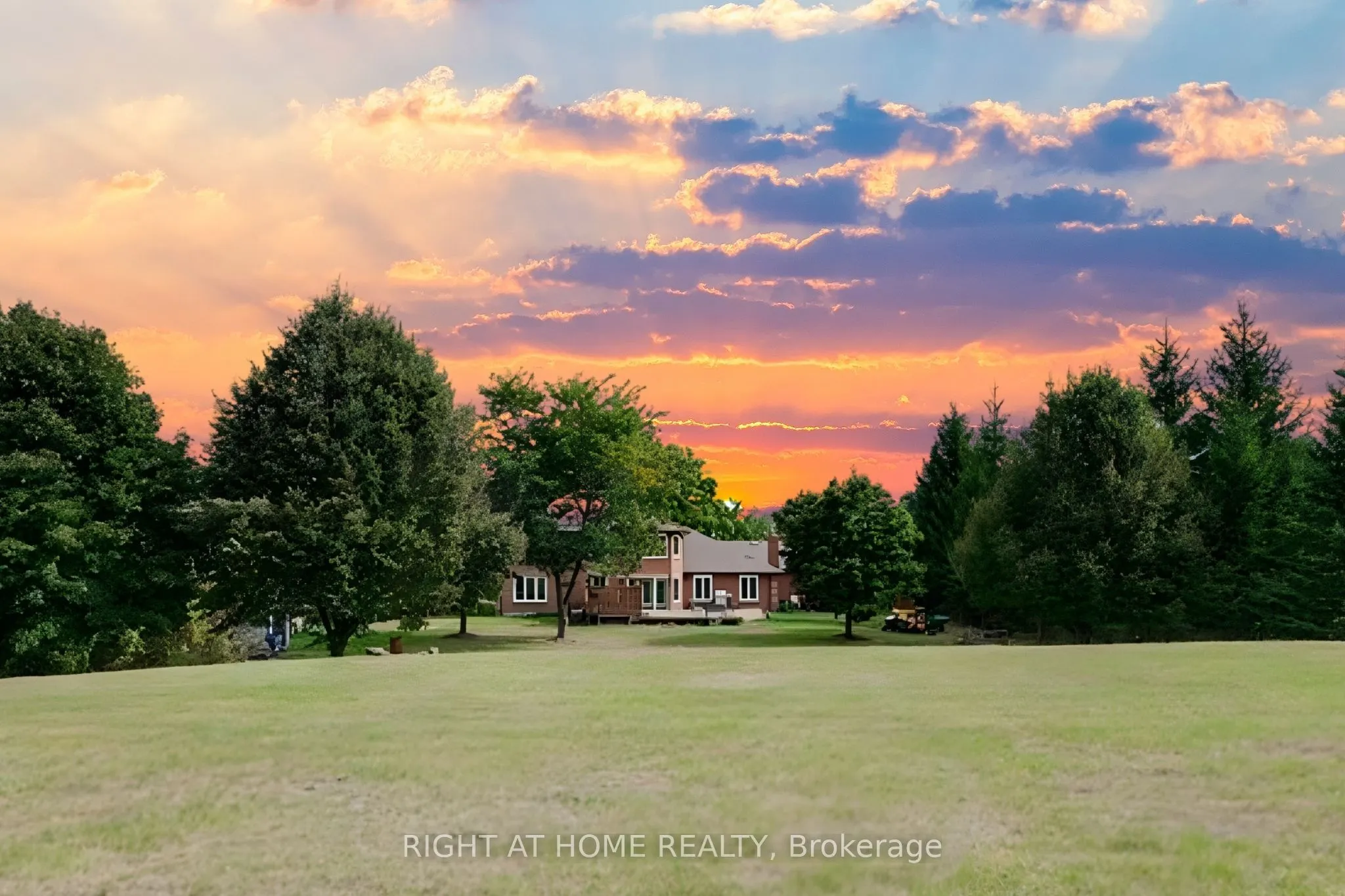 32 Grandview Crescent