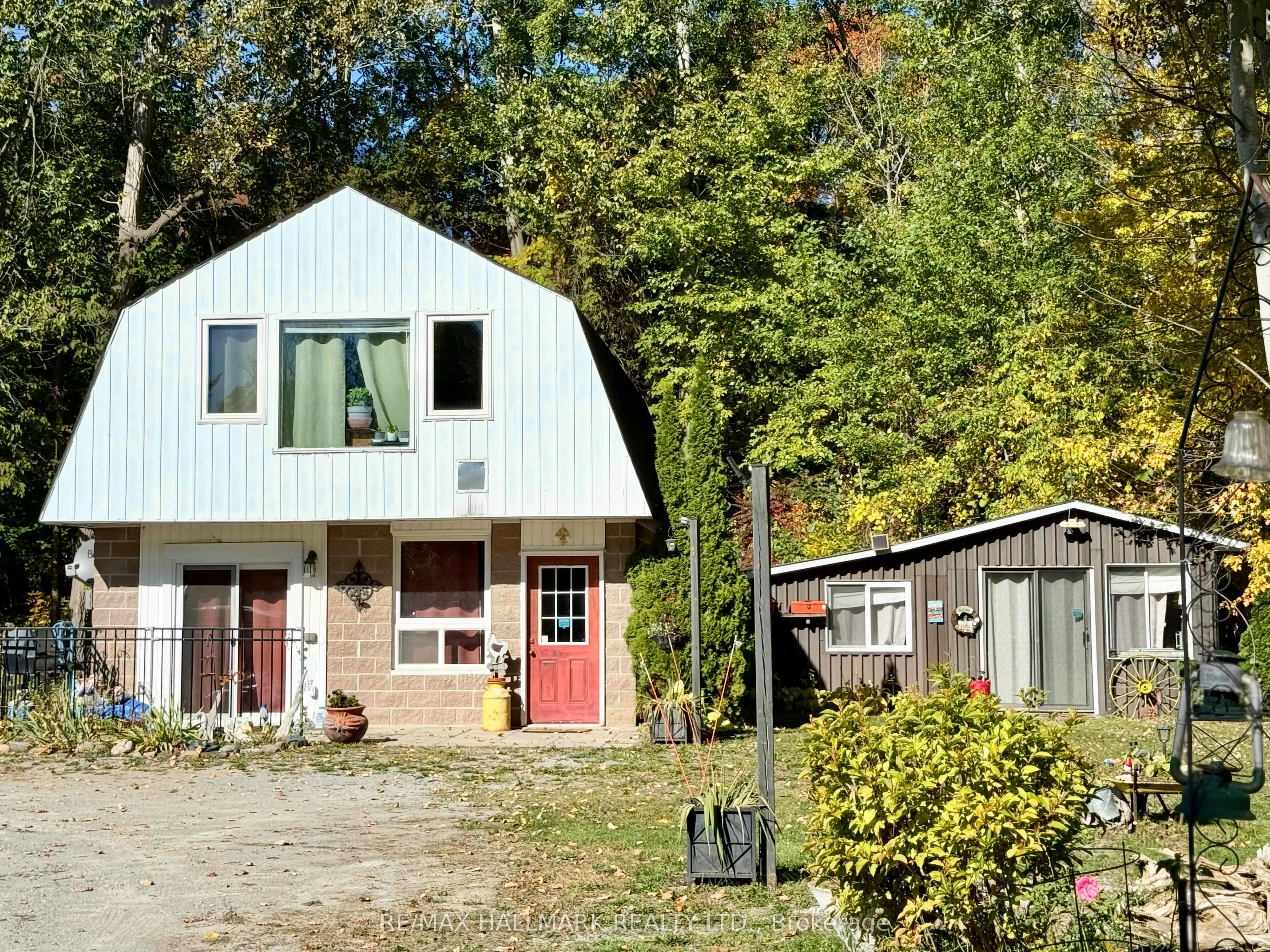 1114 Goshen Road