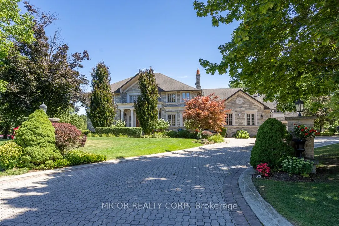 11 Meadowland Court