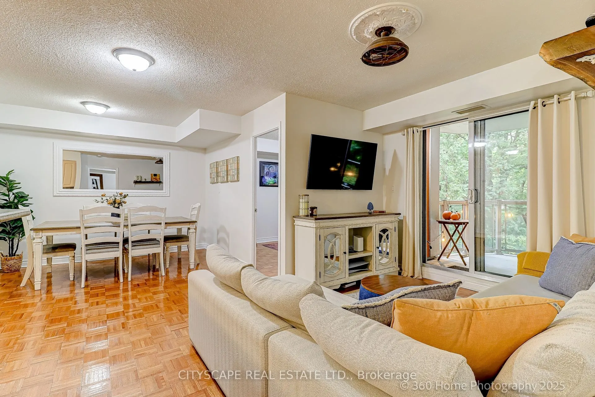 245 Pinegrove Road, #101