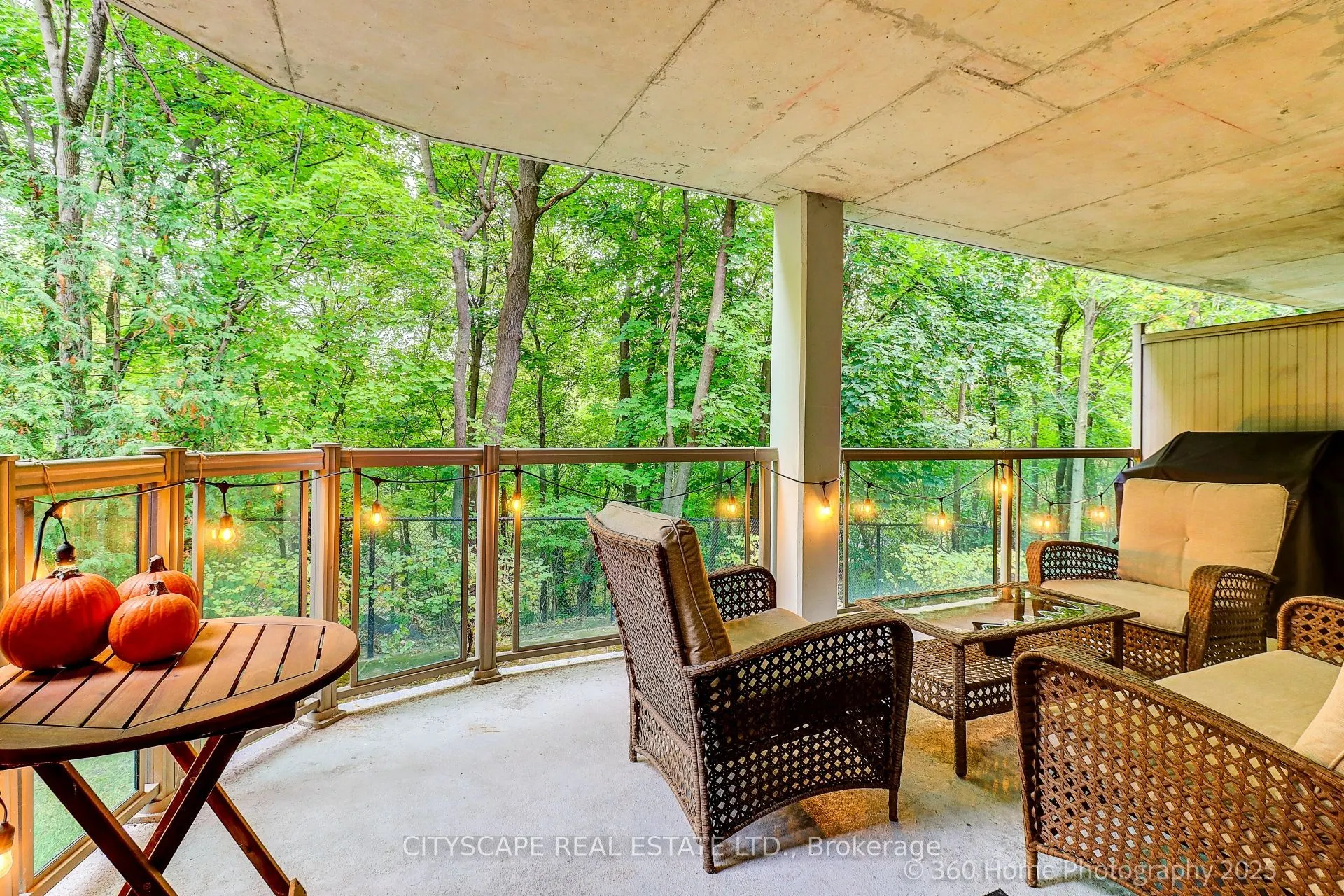 245 Pinegrove Road, #101