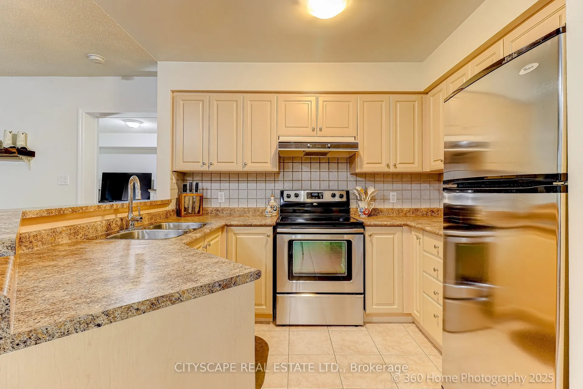 245 Pinegrove Road, #101
