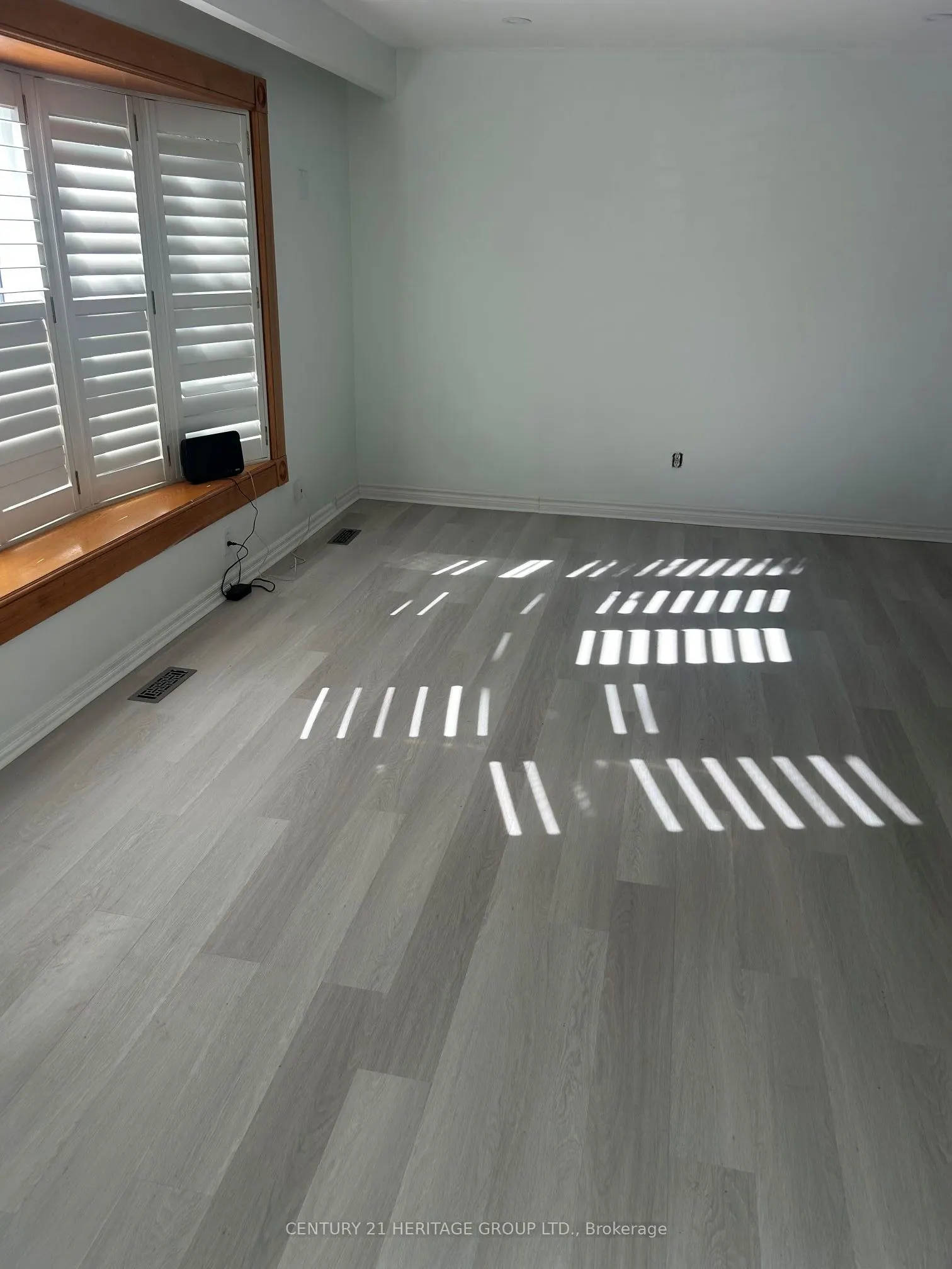 6 Devins Drive, #Main Floor