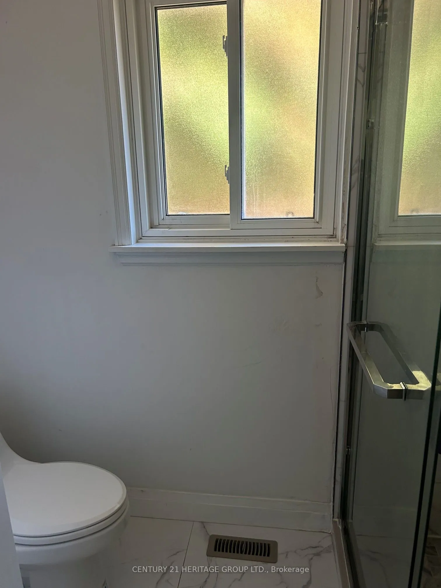 6 Devins Drive, #Main Floor