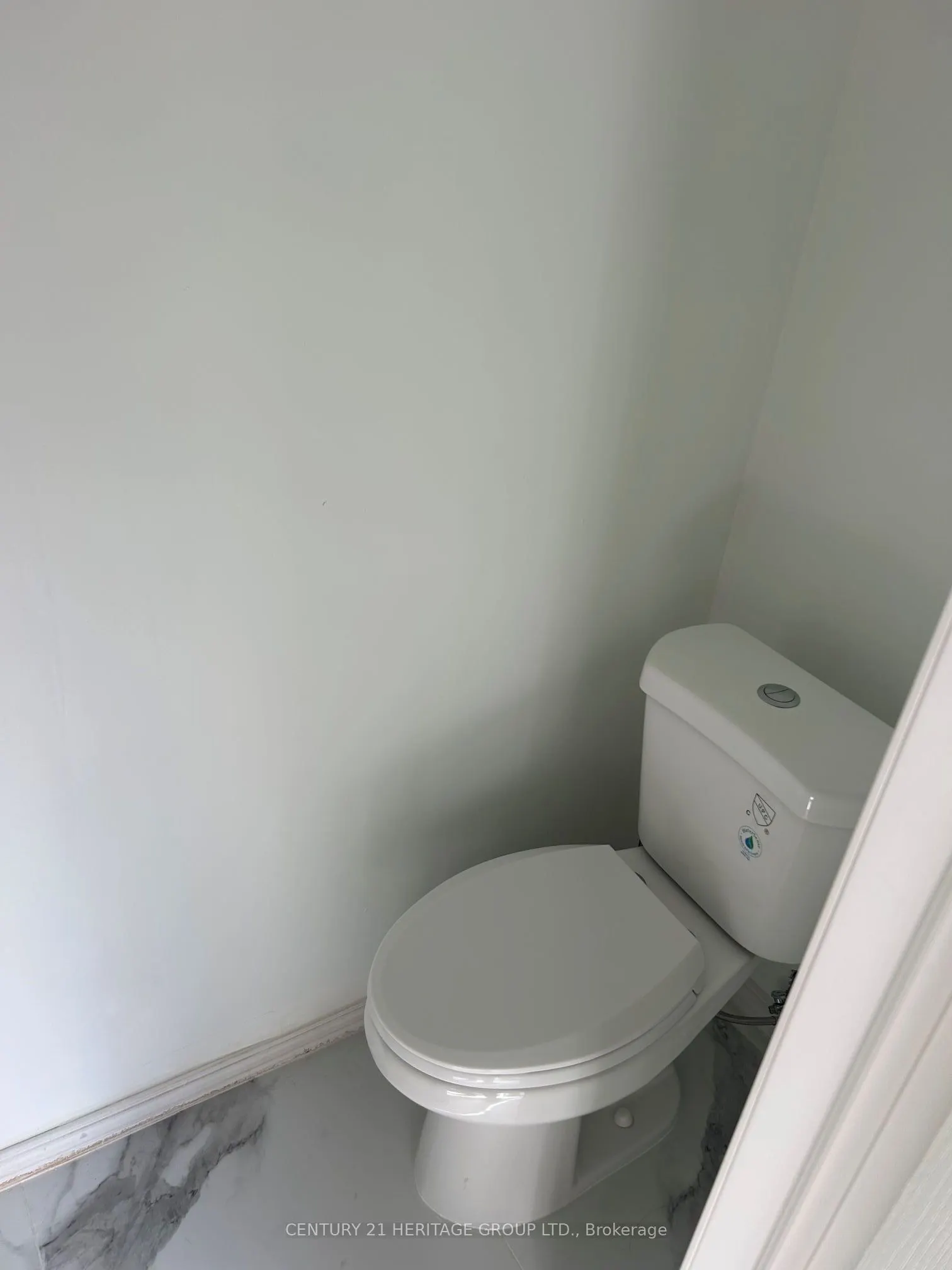 6 Devins Drive, #Main Floor