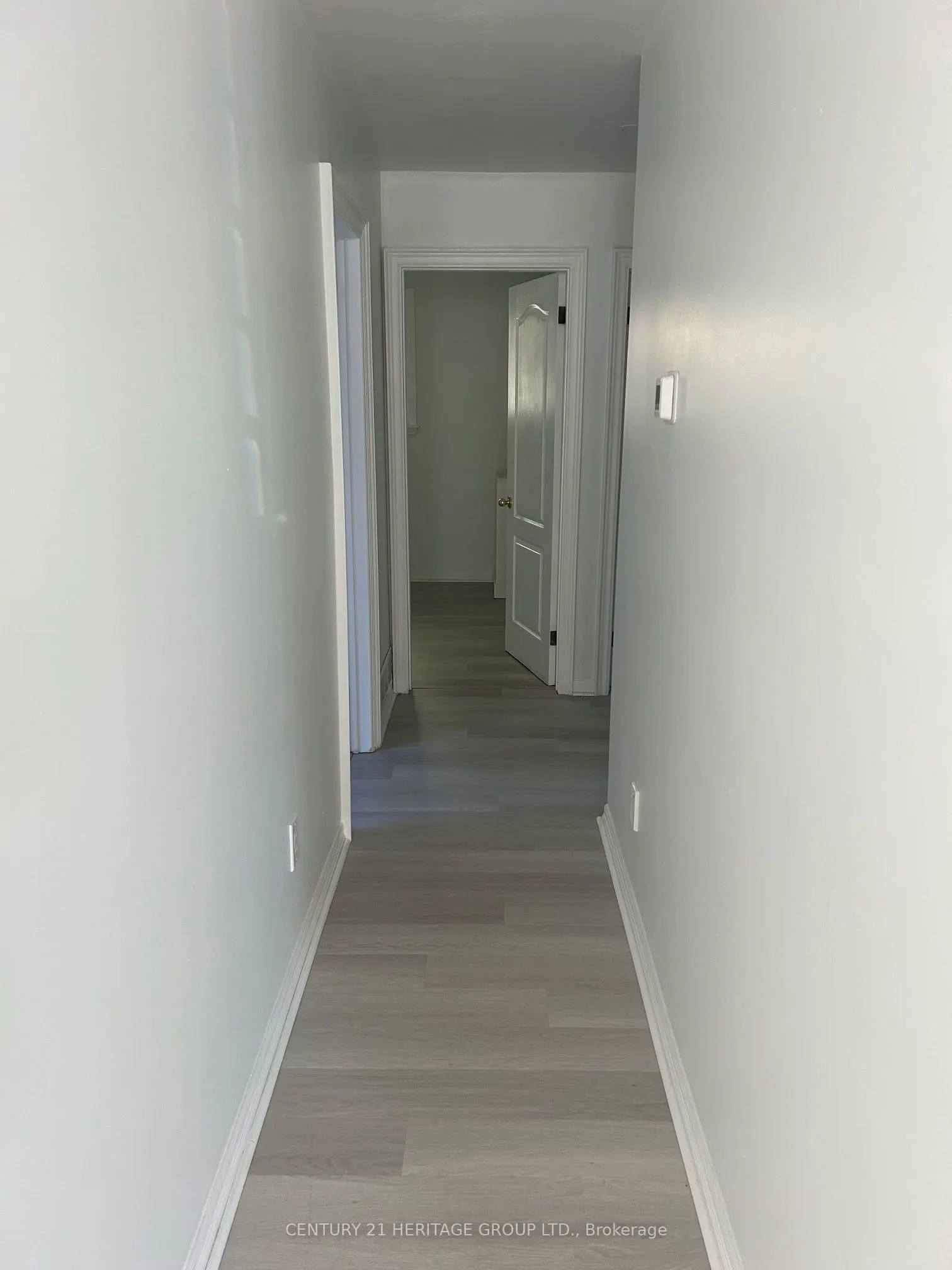 6 Devins Drive, #Main Floor