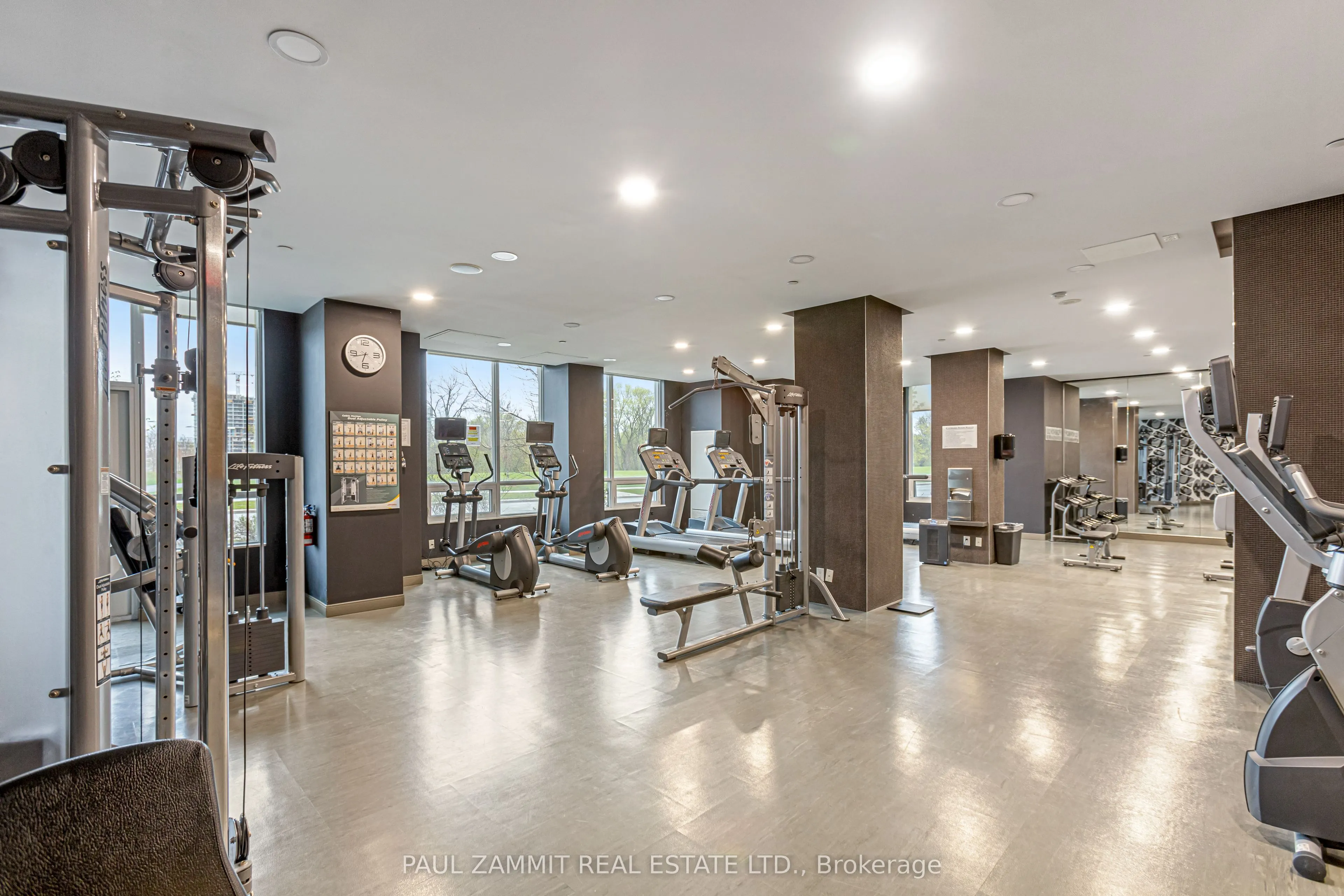 1 Uptown Drive, #2110