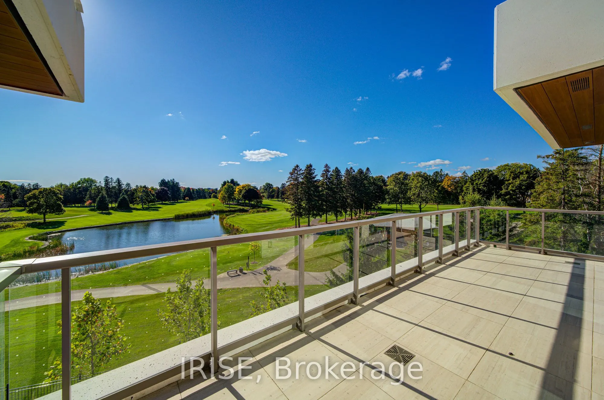 399 Royal Orchard Boulevard, #221