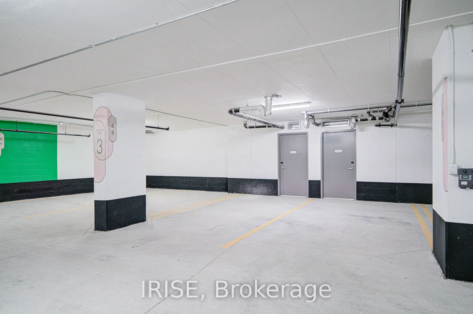 399 Royal Orchard Boulevard, #221