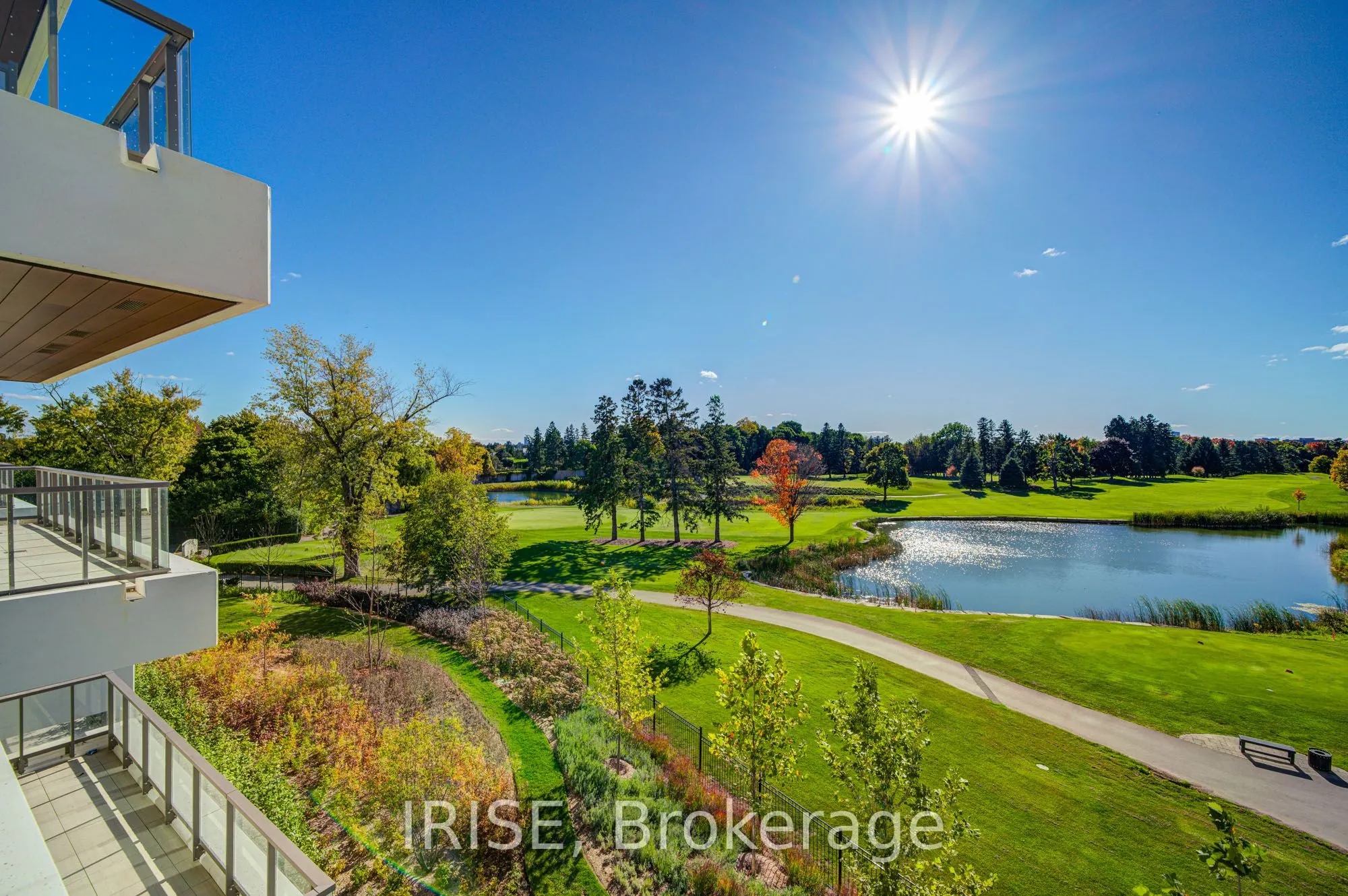 399 Royal Orchard Boulevard, #221