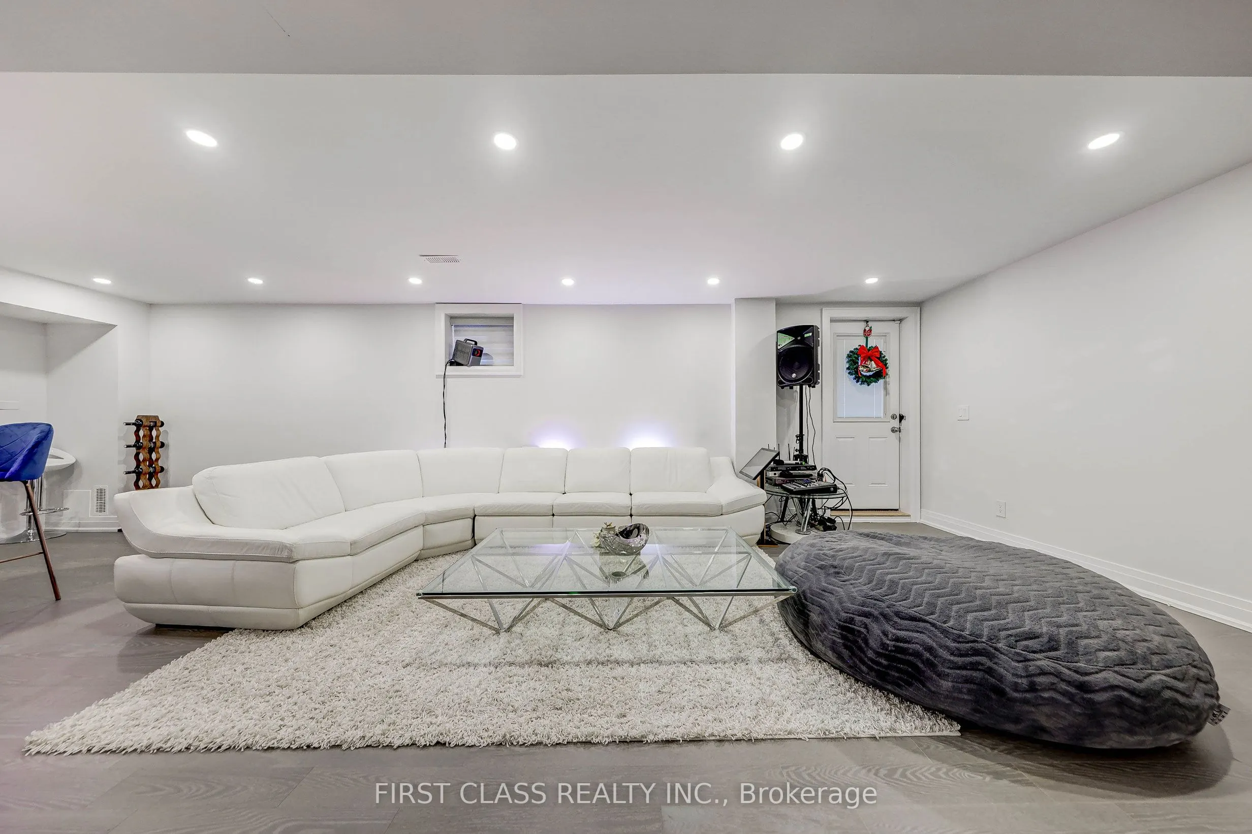144 Byers Pond Way