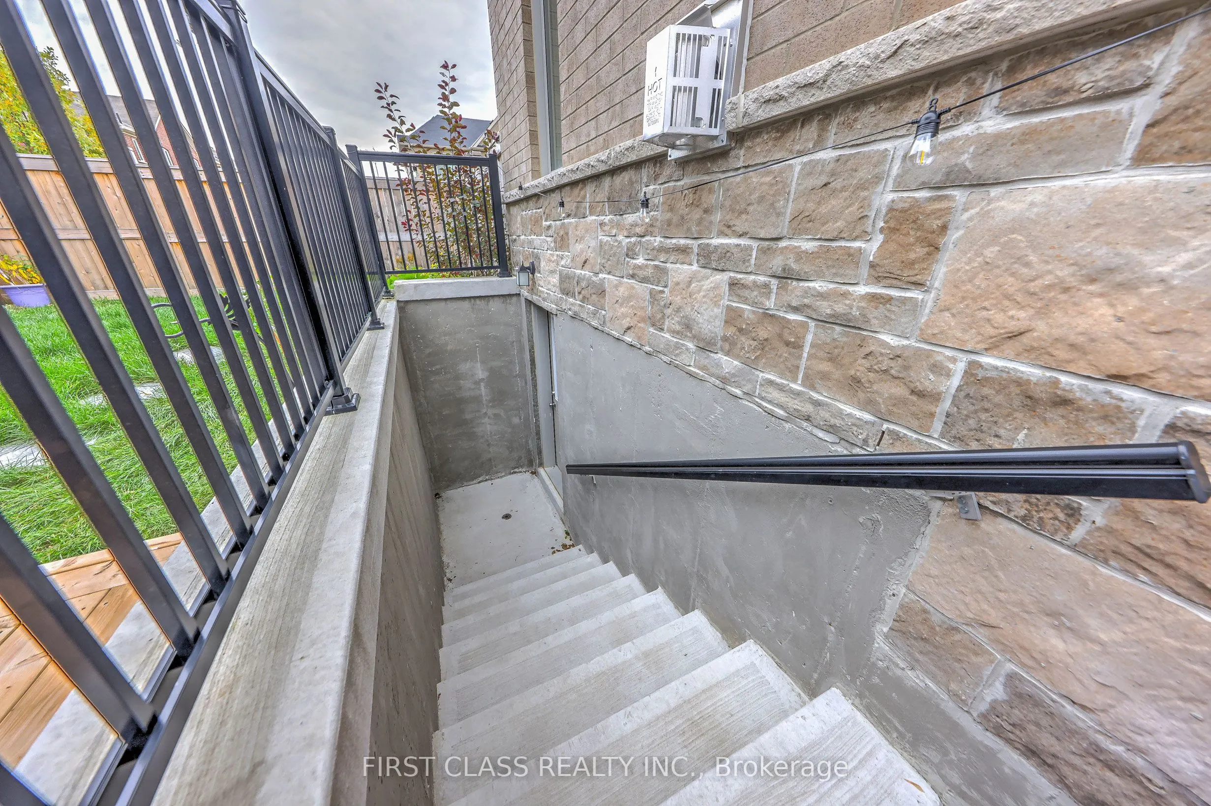 144 Byers Pond Way