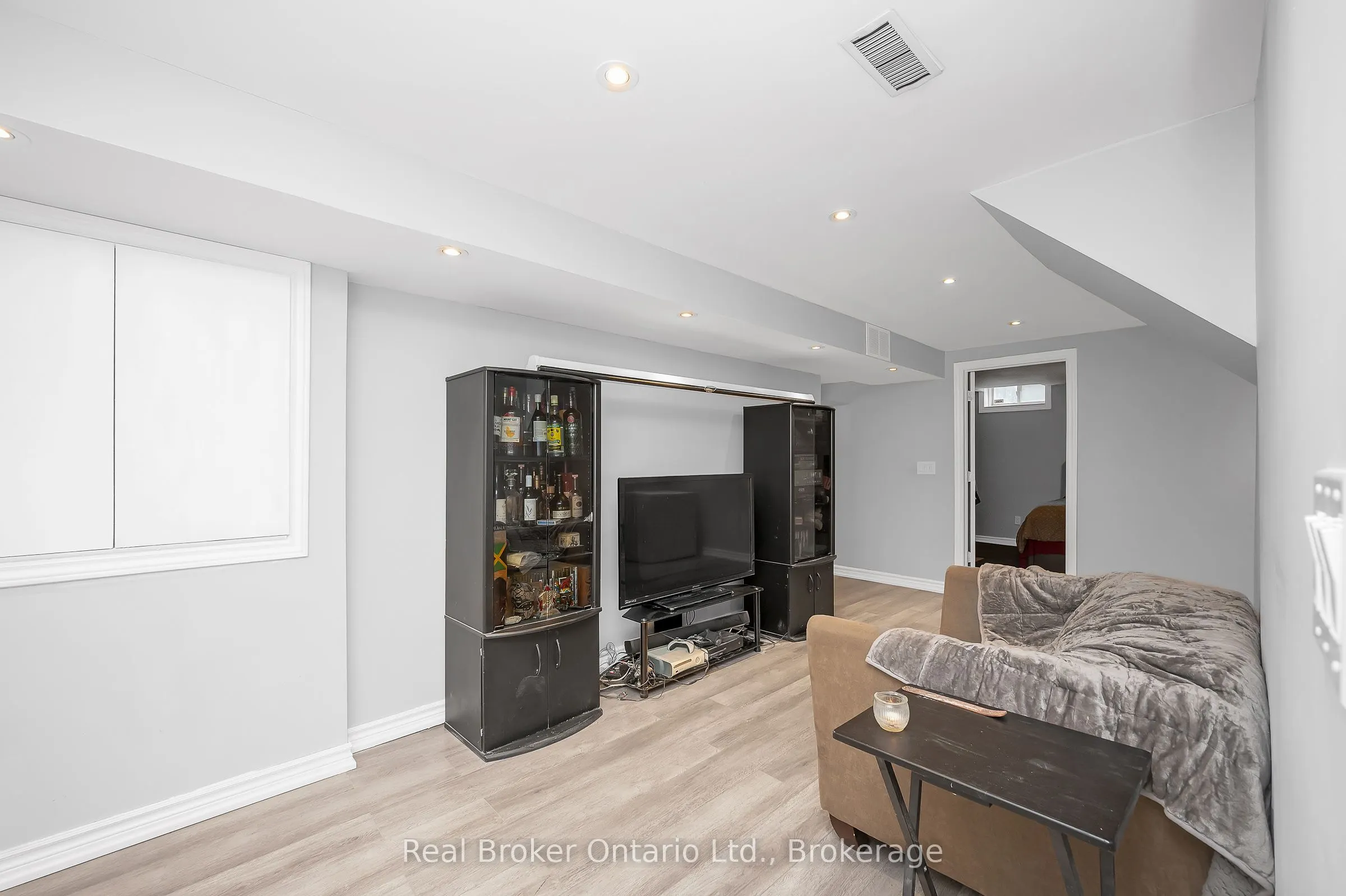 248 Hawkview Boulevard