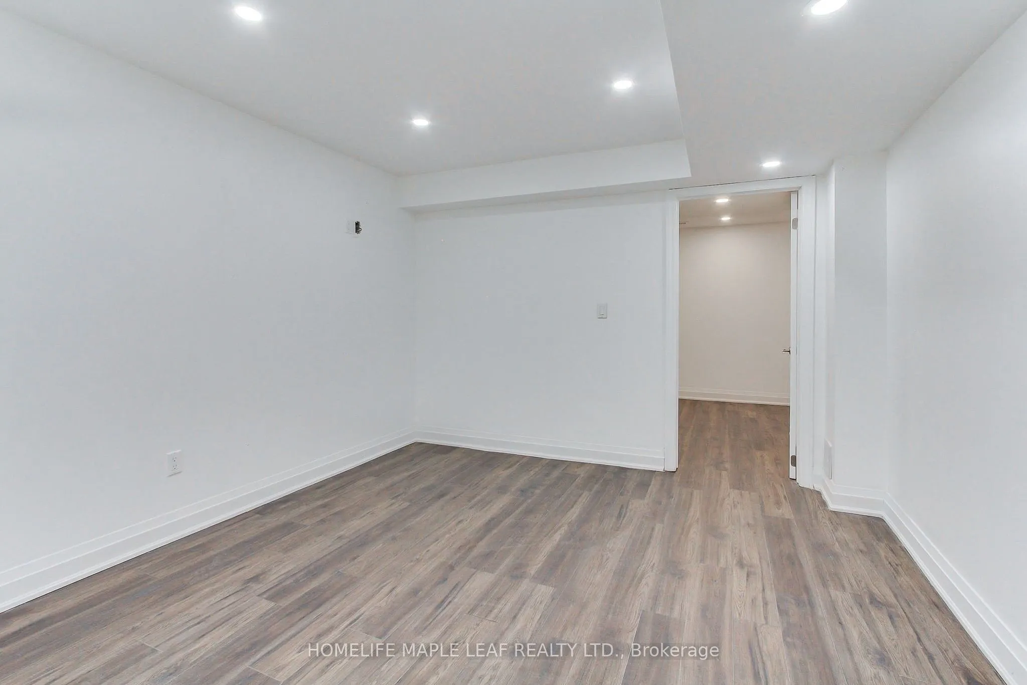 2180 Dawson Crescent