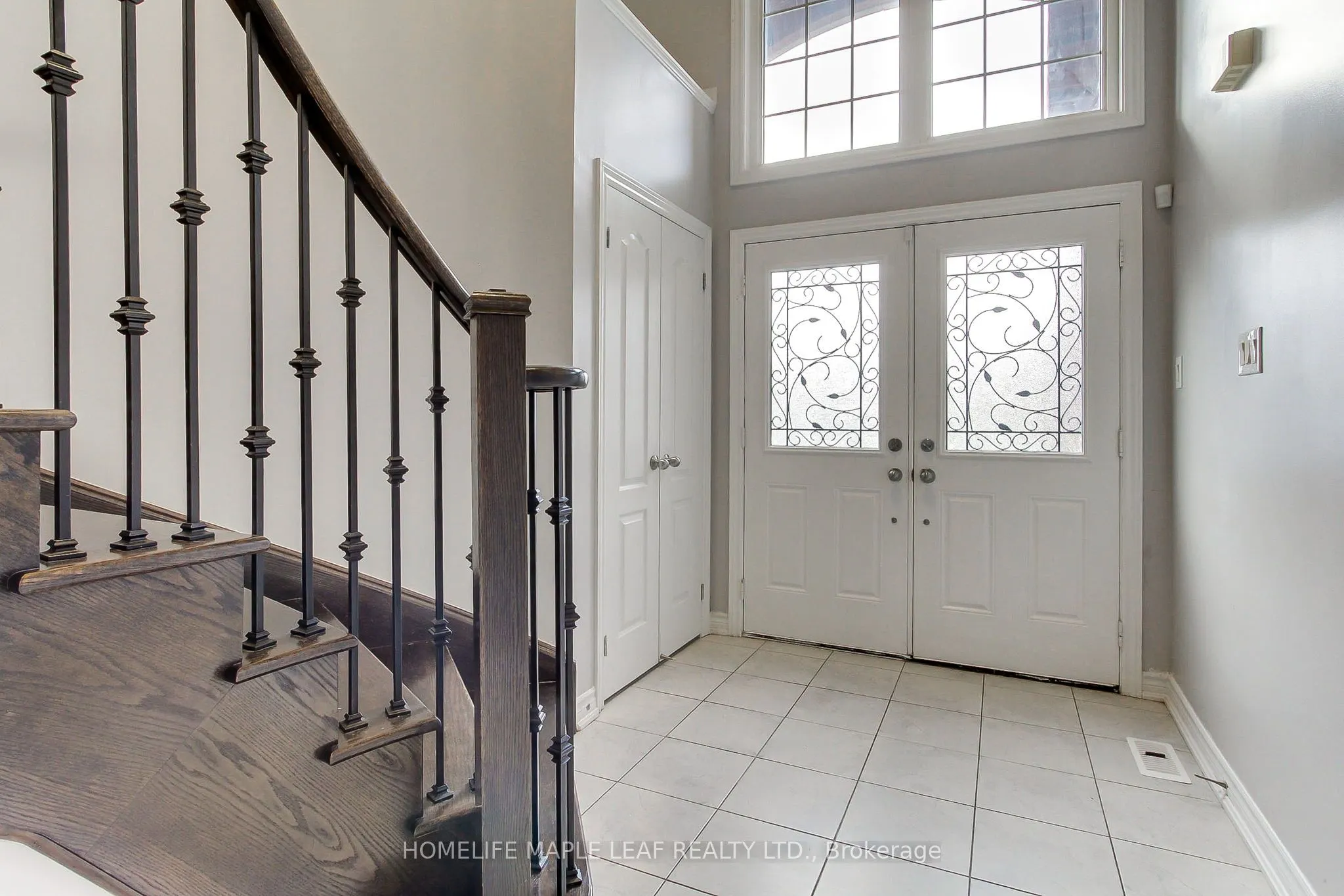 2180 Dawson Crescent
