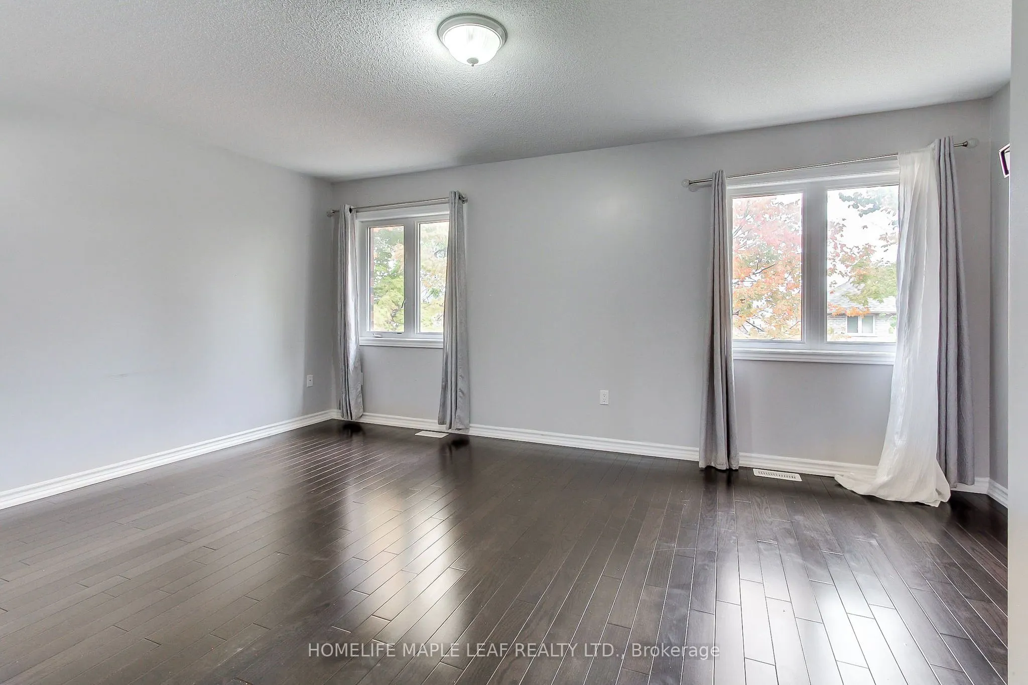 2180 Dawson Crescent