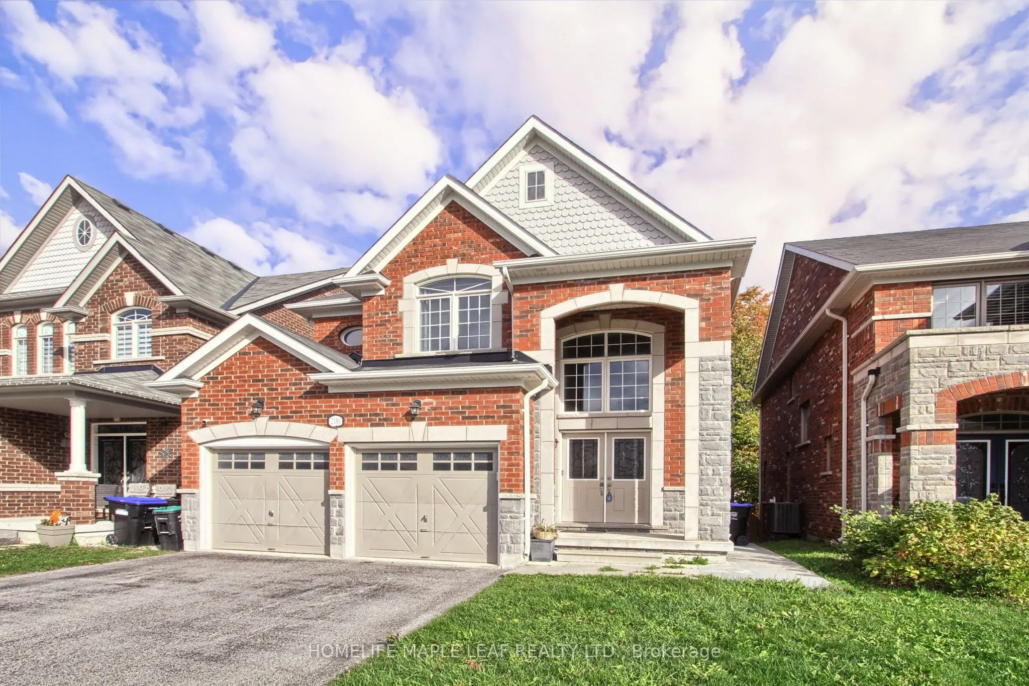 2180 Dawson Crescent