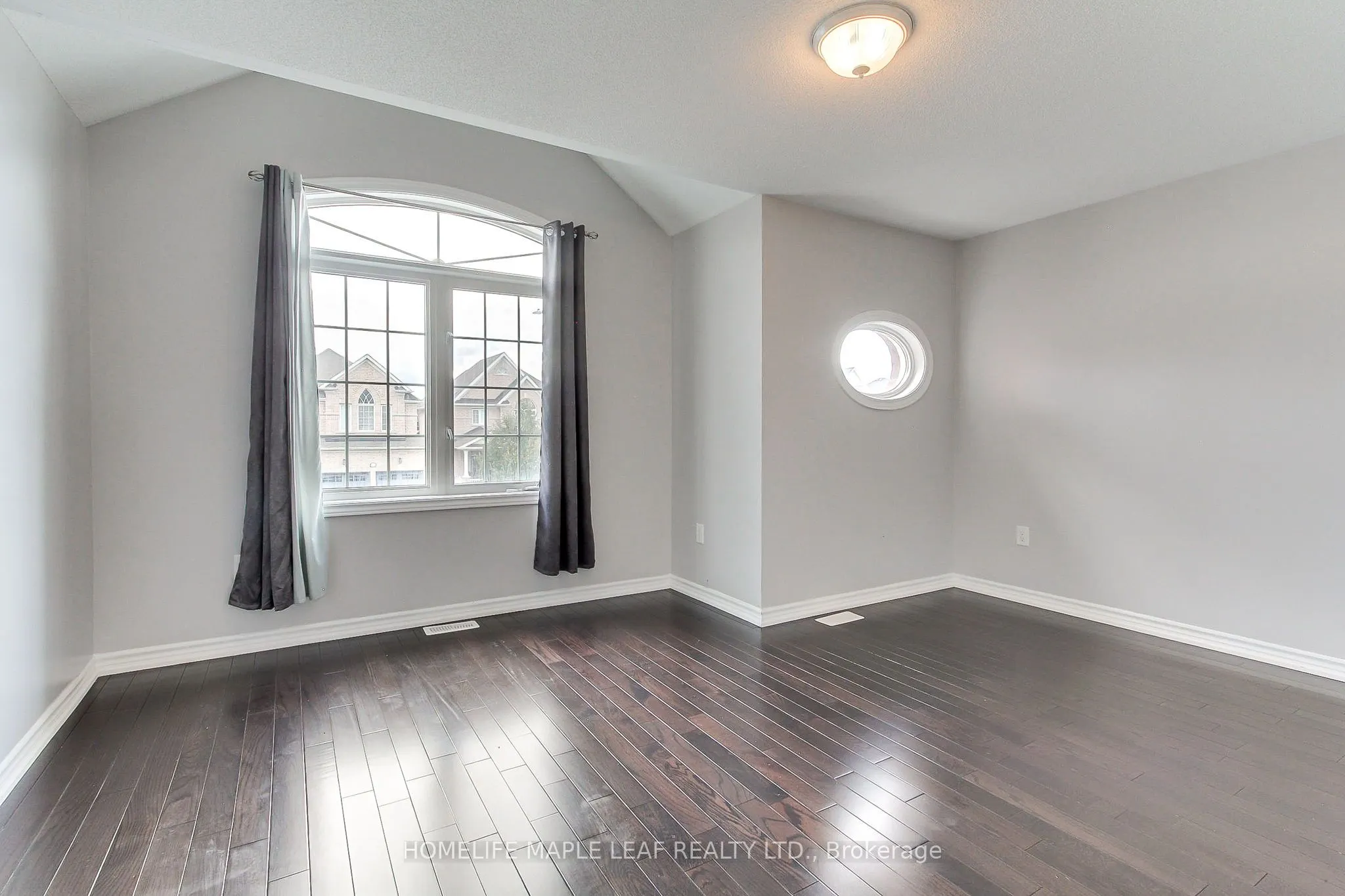 2180 Dawson Crescent