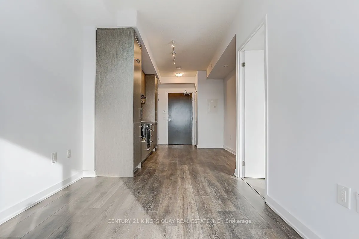 60 Honeycrisp Crescent, #601