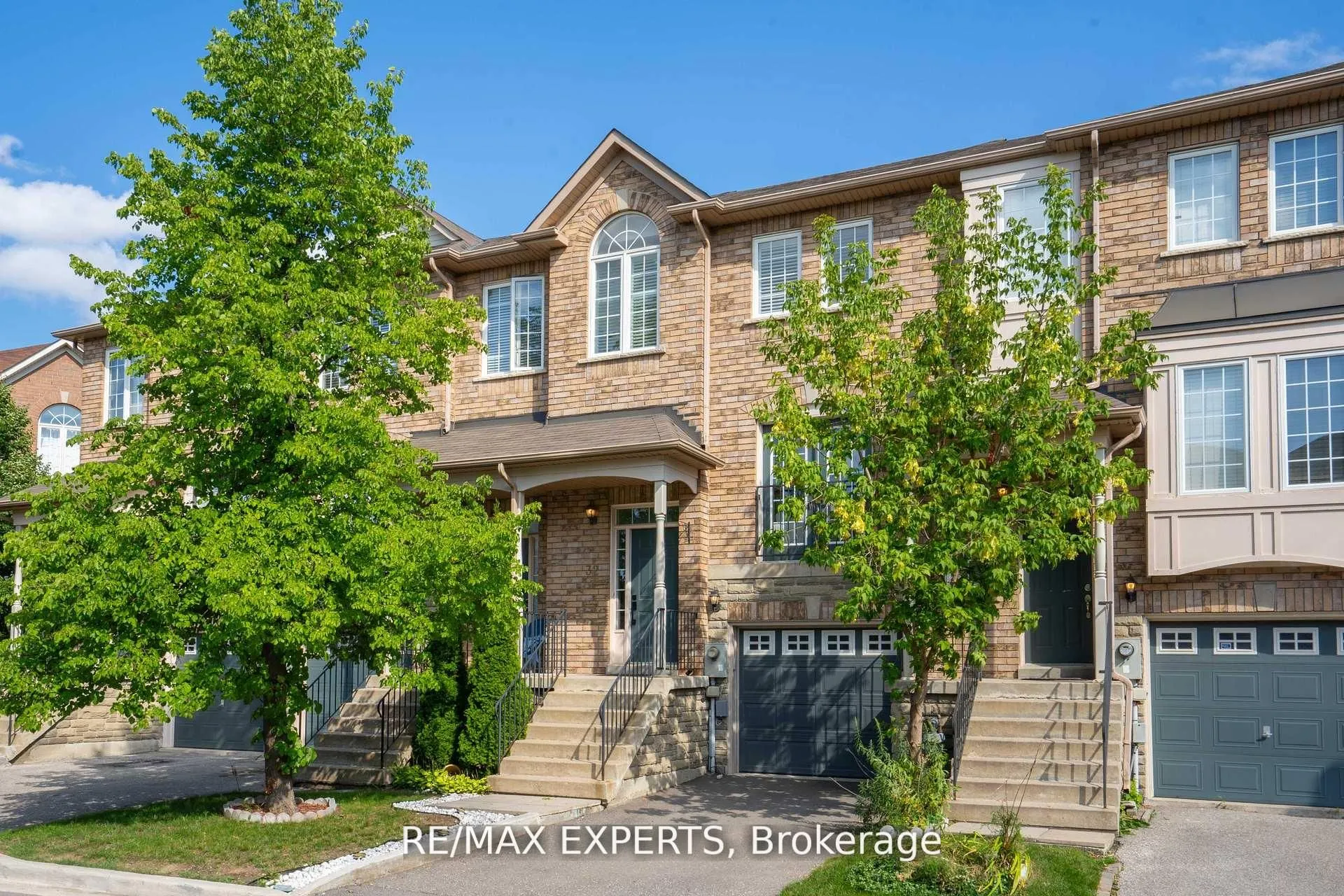 19 Foxchase Avenue, #32