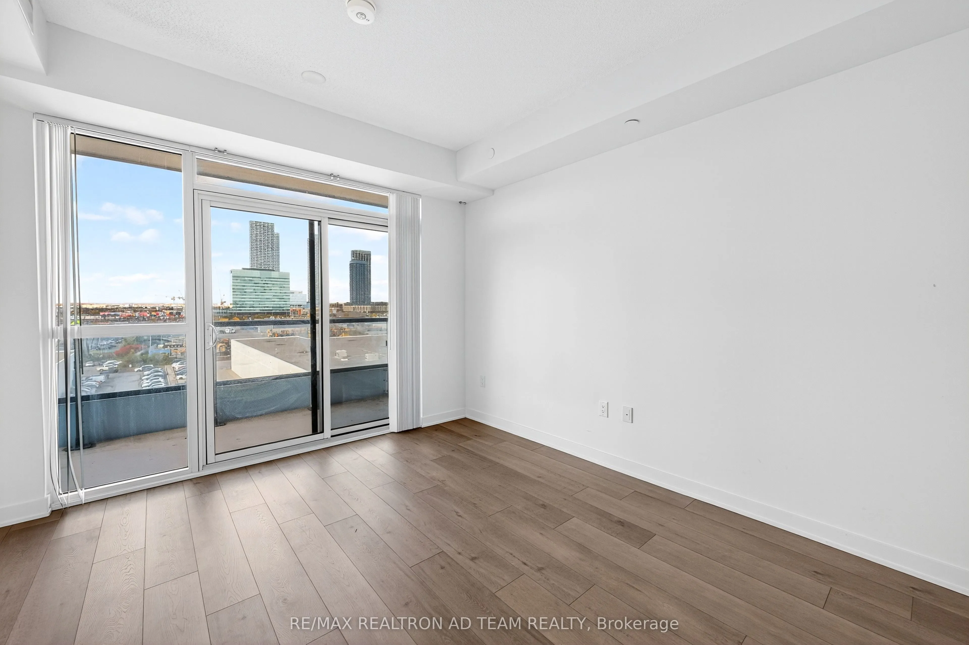 10 Honeycrisp Crescent, #717