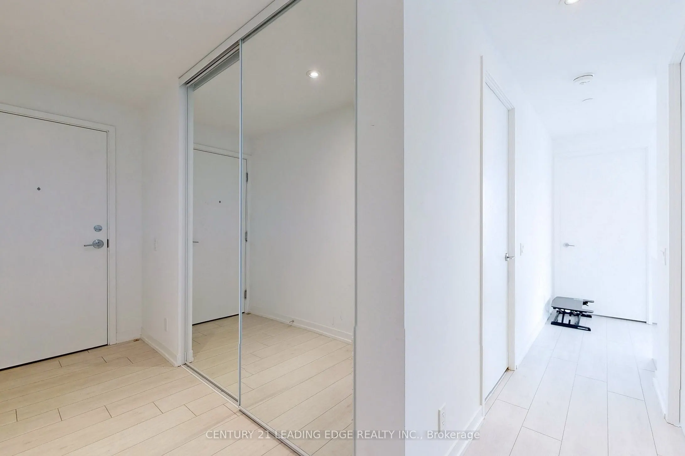 950 Portage Parkway, #4102