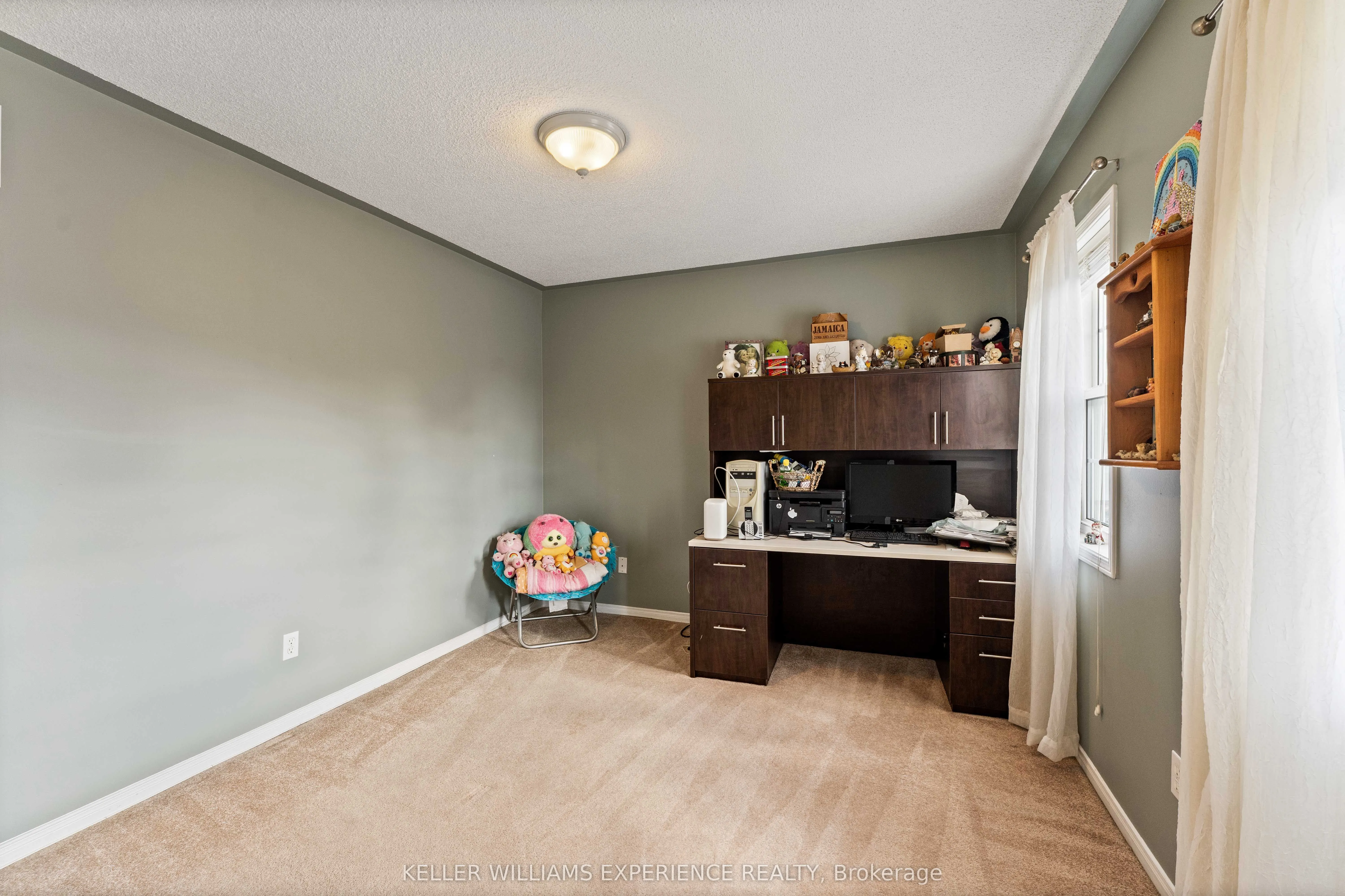 38 Truax Crescent