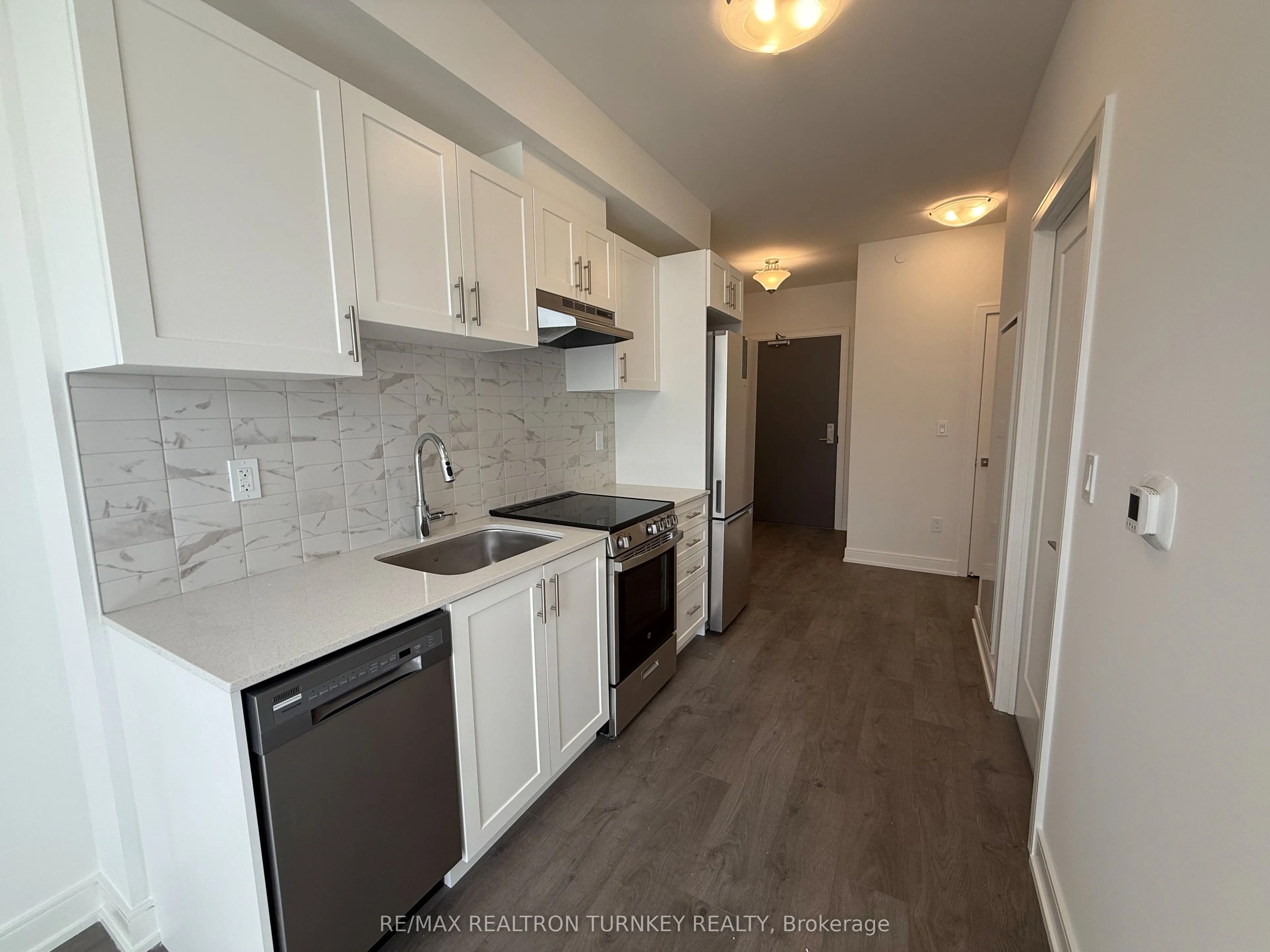 715 Davis Drive, #B206