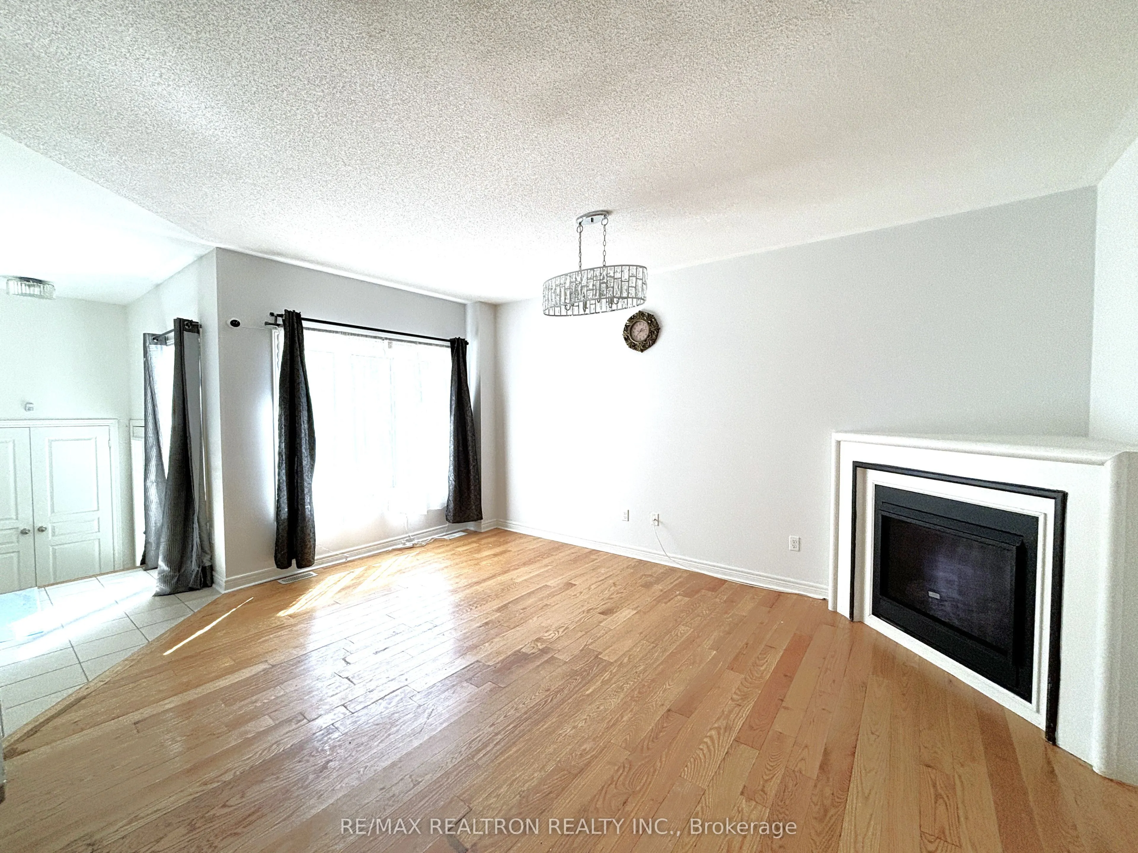 511 William Forster Road