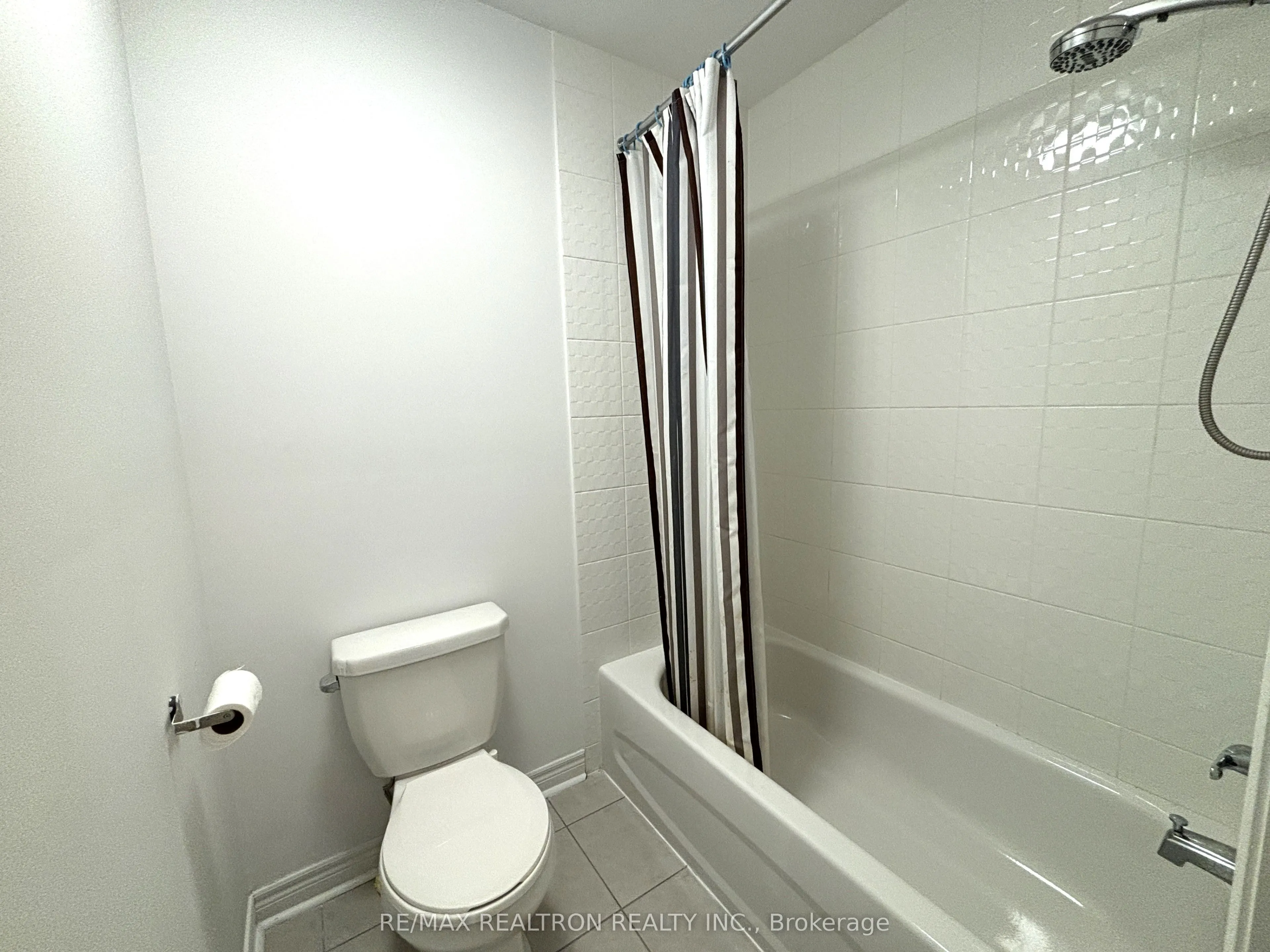 511 William Forster Road