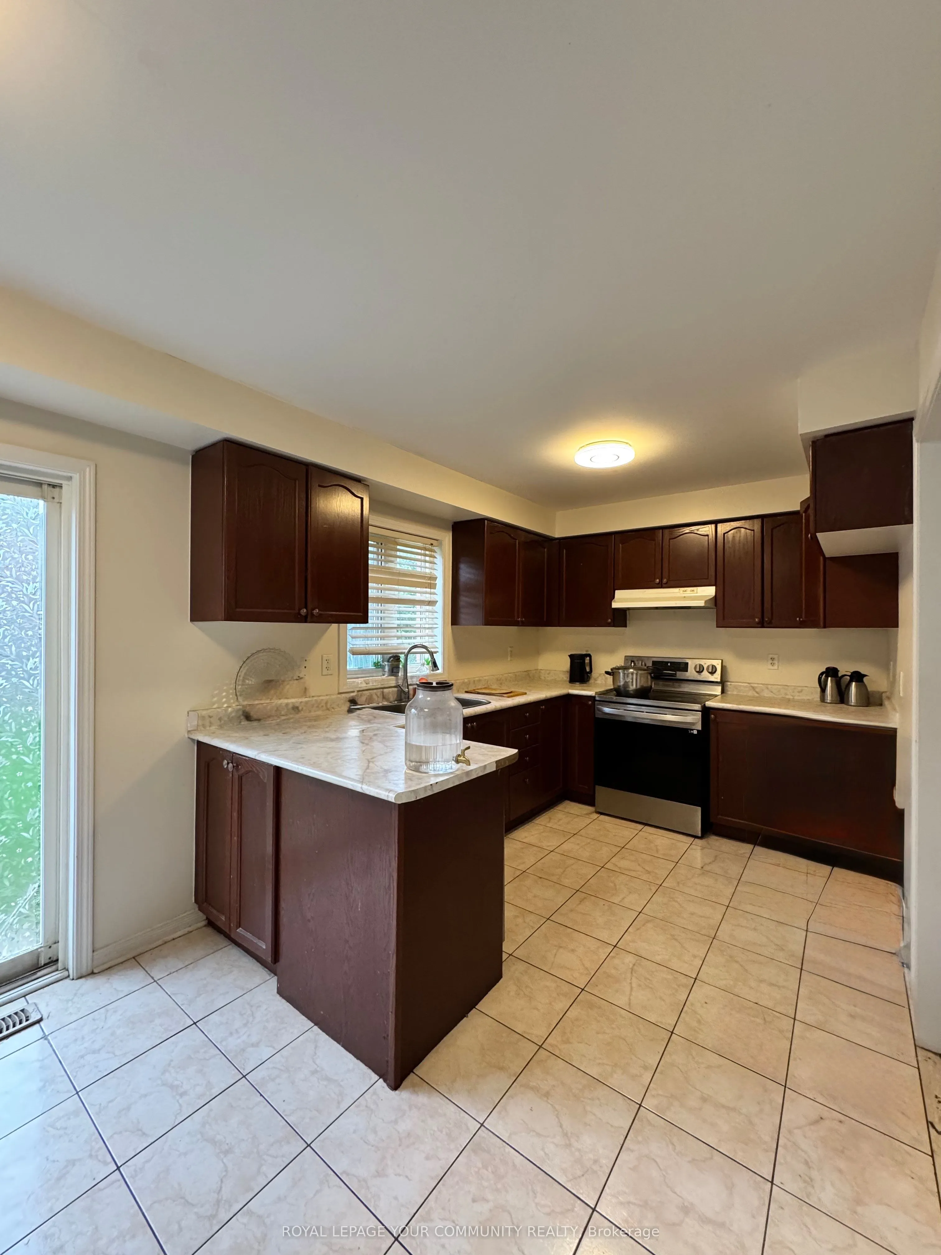 163 Flagstone Way