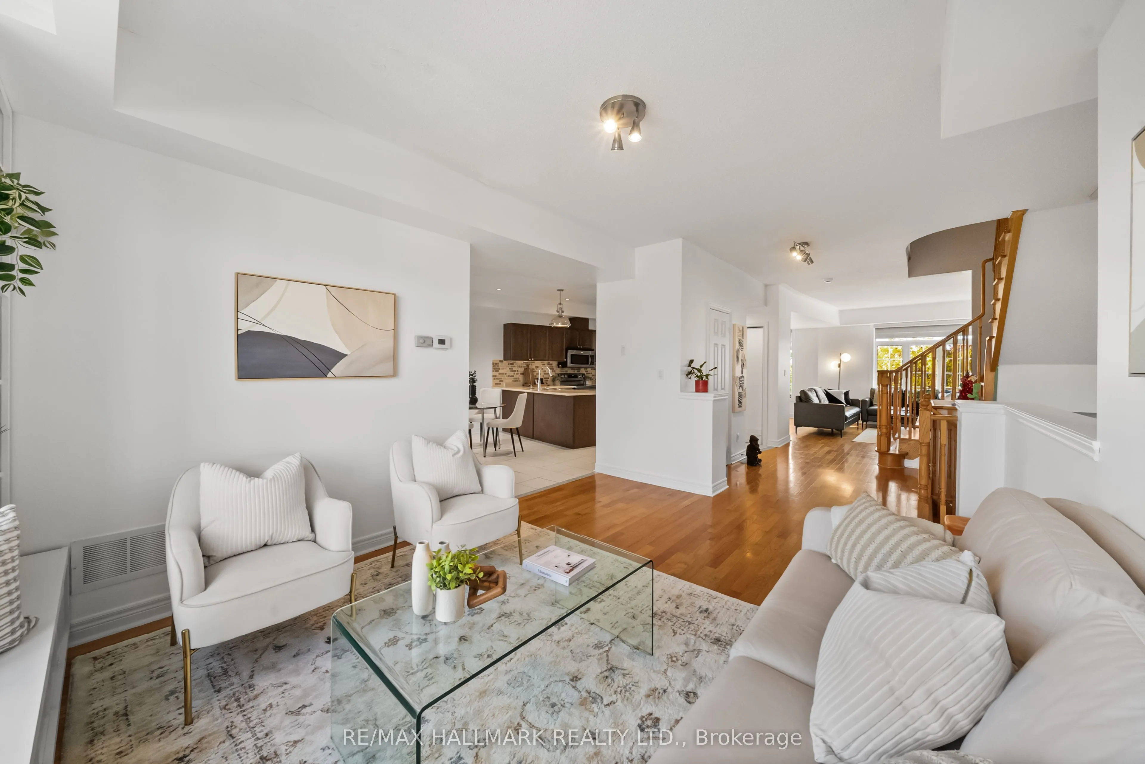 30 Greensborough Village Circle
