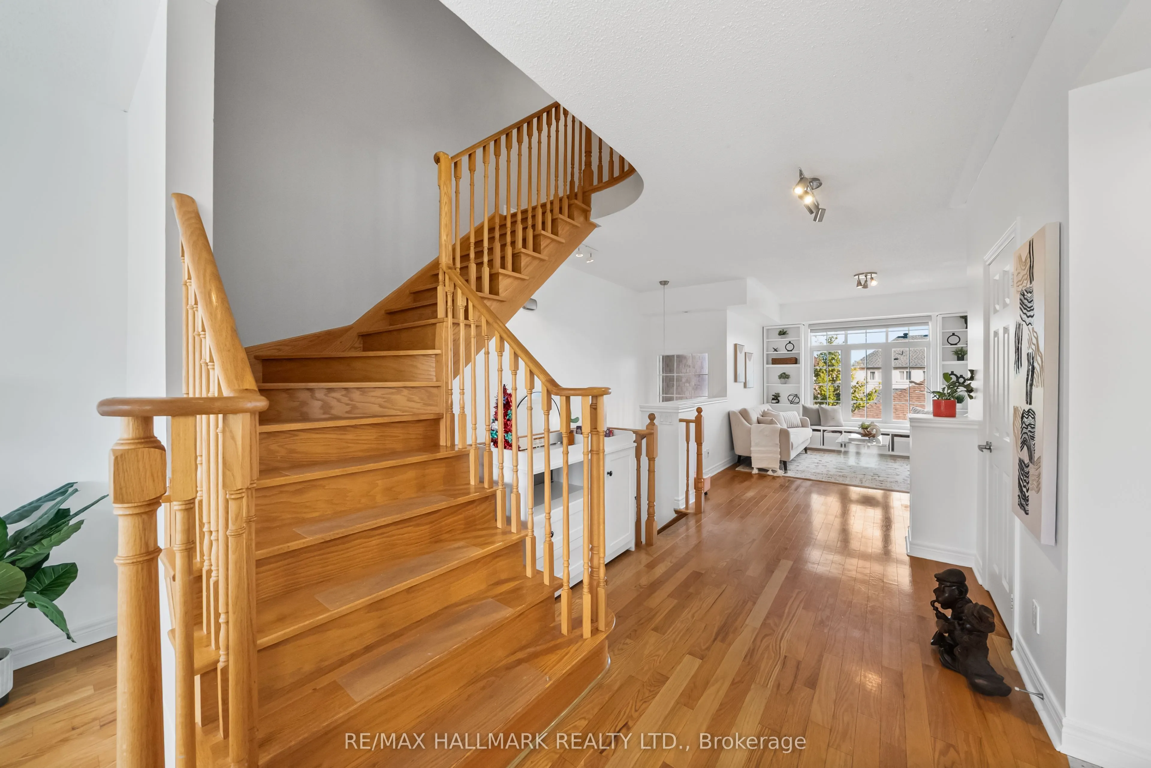 30 Greensborough Village Circle