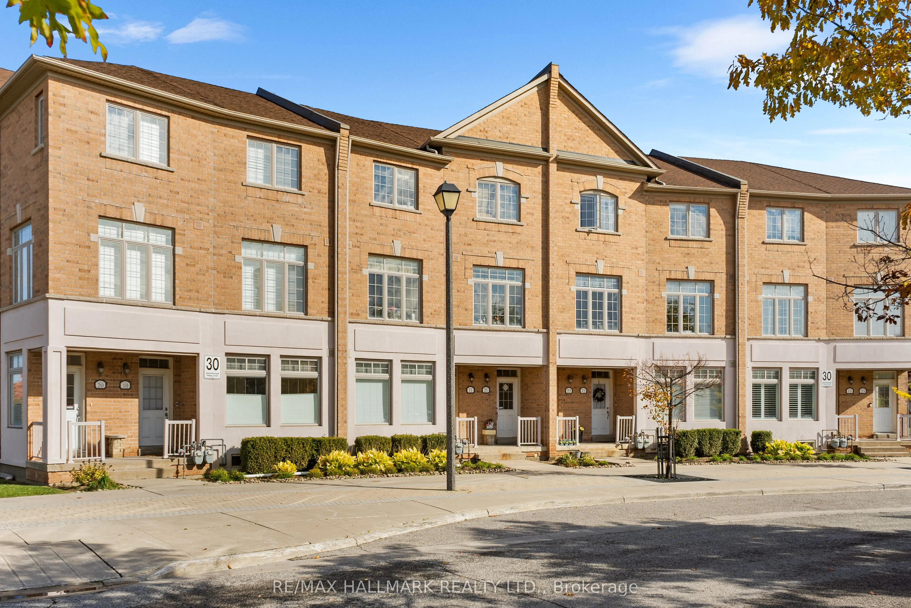 30 Greensborough Village Circle
