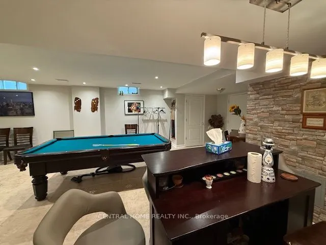 89 Old Colony Road, #basement Apartment