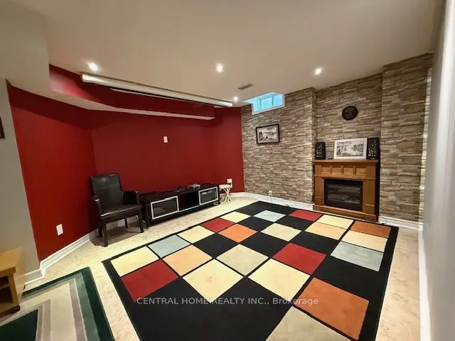 89 Old Colony Road, #basement Apartment