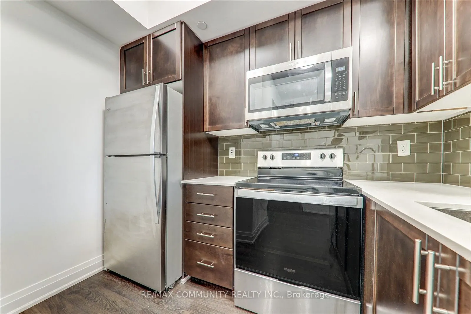 9700 Ninth Line, #605