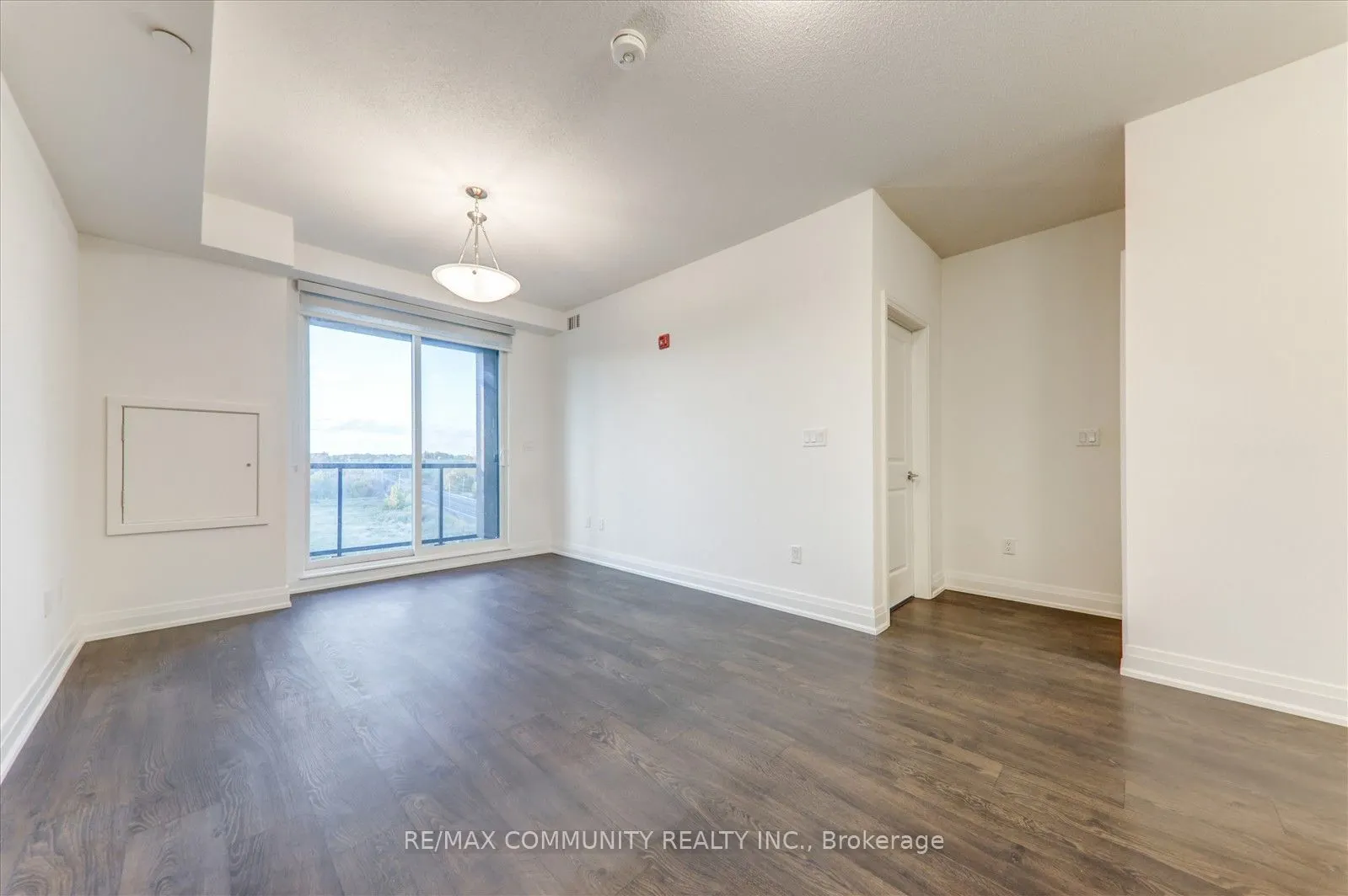9700 Ninth Line, #605