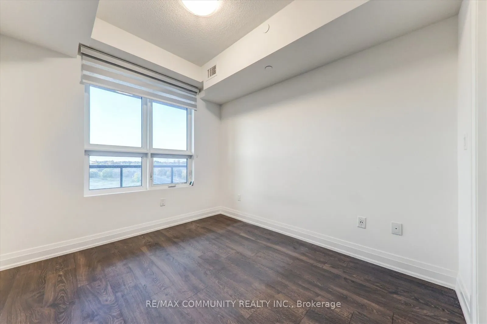 9700 Ninth Line, #605