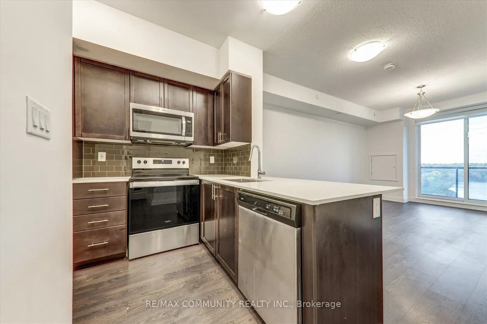 9700 Ninth Line, #605