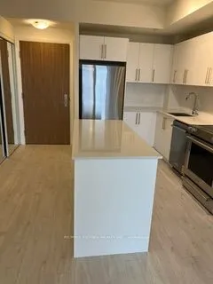 27 Korda Gate, #414